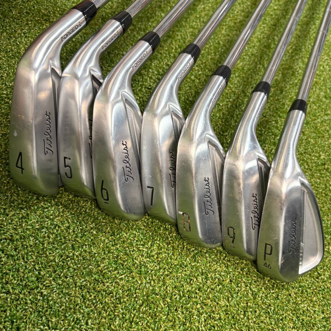 Titleist T150 5-PW - Dynamic Gold Tour Issue 130g (X100) X-Stiff - MCC +4 Align Grey/Black