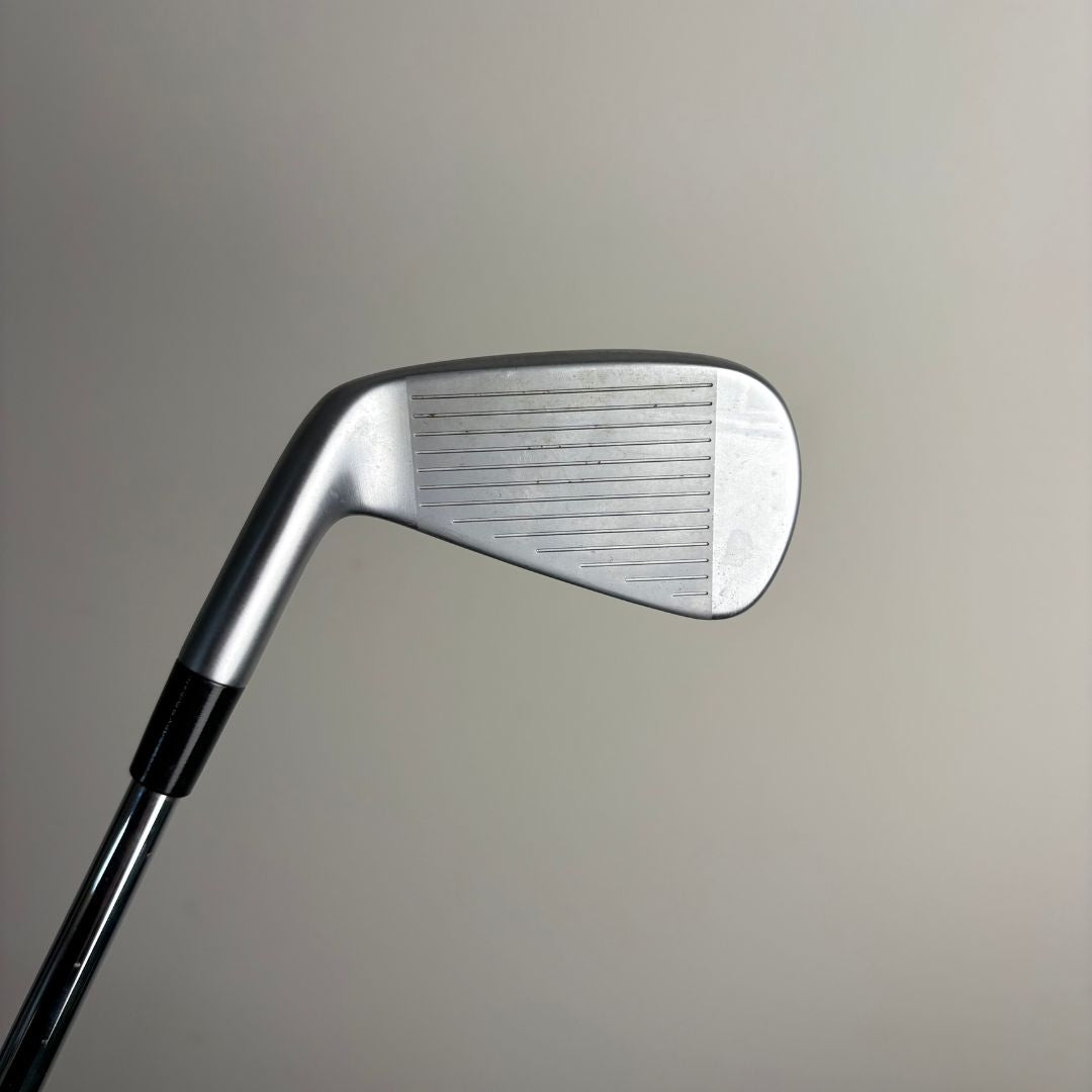 TaylorMade P.770 4 Iron - Modus Tour 120g X-Stiff - MCC Black/White