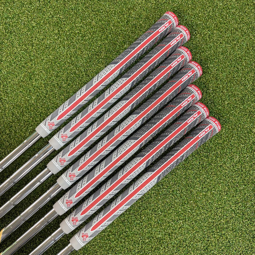 Titleist T150 5-PW - Dynamic Gold Tour Issue 130g (X100) X-Stiff - MCC +4 Align Grey/Black