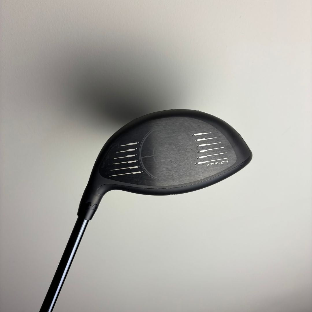 Cobra Darkspeed LS 9° Driver - LINQ White 60g X-Stiff - Lamkin Crossline Gri