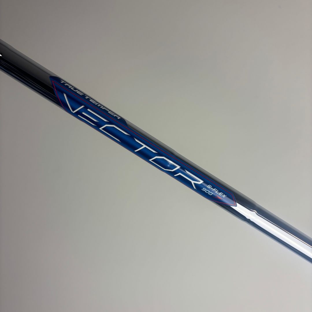 Callaway Elyte 4 Iron - 4 Iron - True Temper Vector 90g Stiff - Lamkin Crossline