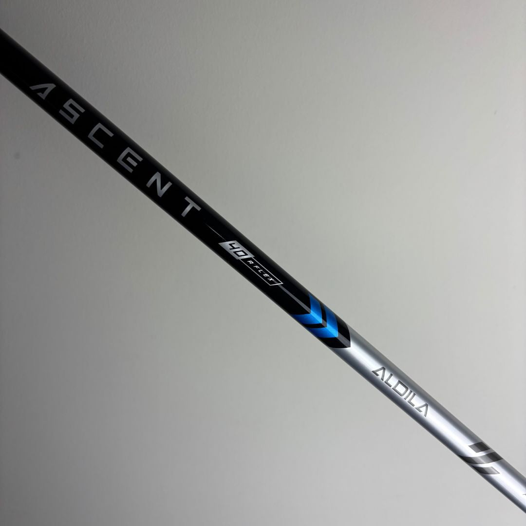 Cleveland Launcher XL2 9-12° - Aldila Ascent Blue 40g Regular - Lamkin Crossline Grip