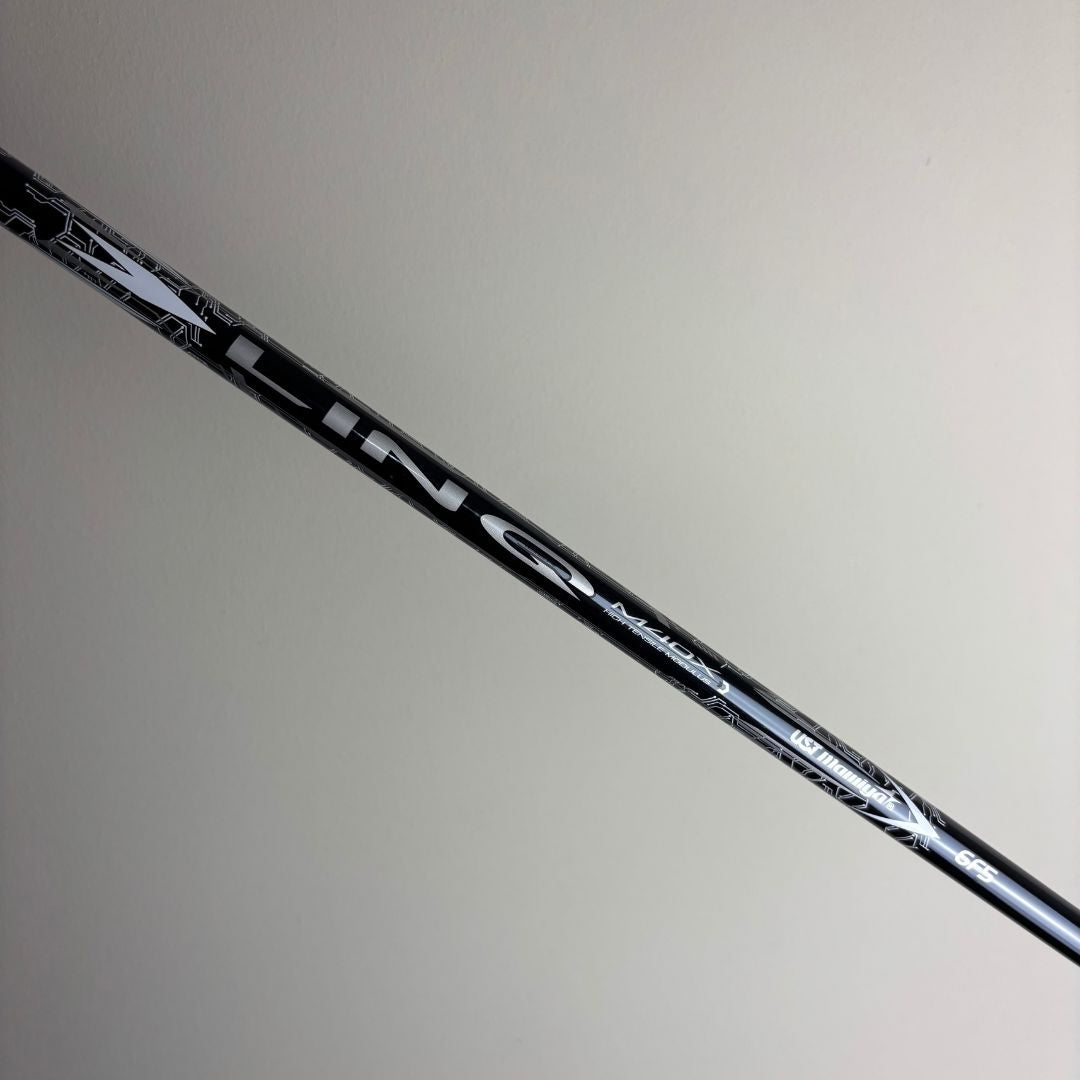 Cobra Darkspeed LS 9° Driver - LINQ White 60g X-Stiff - Lamkin Crossline Gri