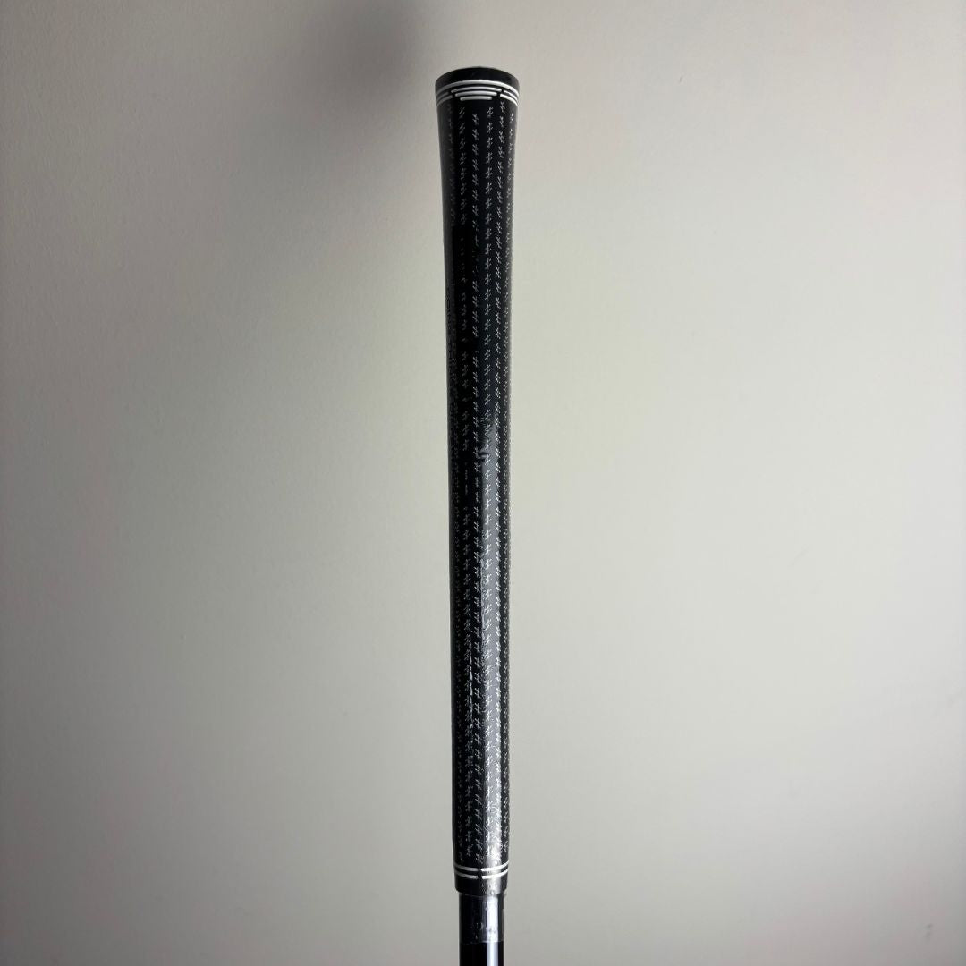 Cobra Darkspeed LS 9° Driver - LINQ White 60g Stiff - Lamkin Crossline Grip