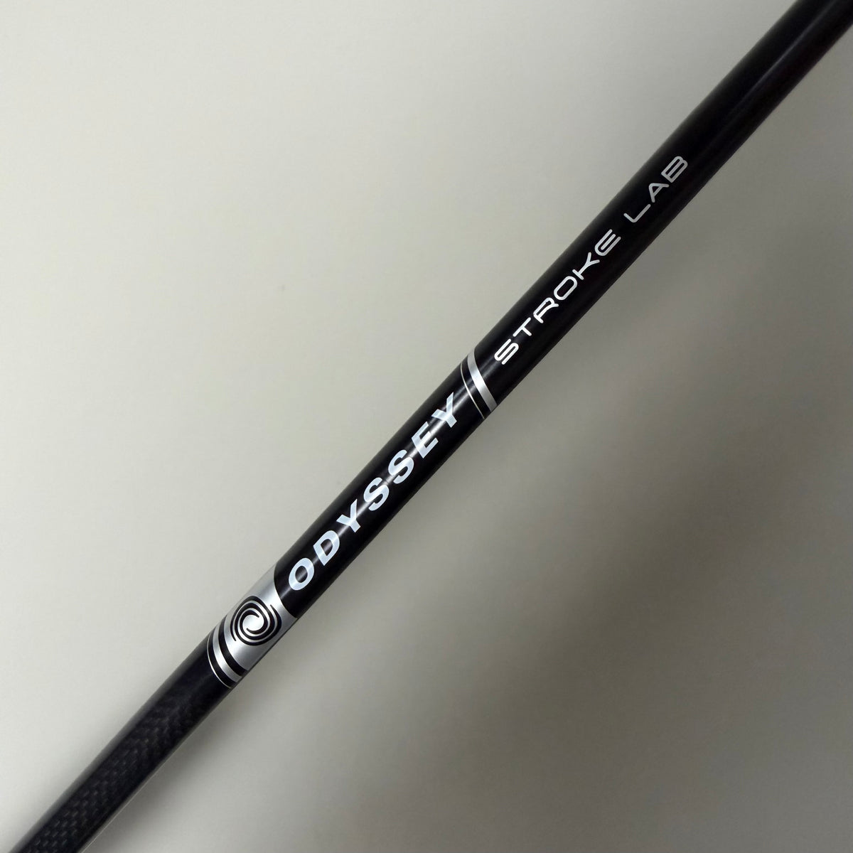Odyssey White Hot Microhinge Exo Indianapolis Putter - Odyssey Stroke Lab Shaft - Odyssey Stroke Lab Midsize Grip