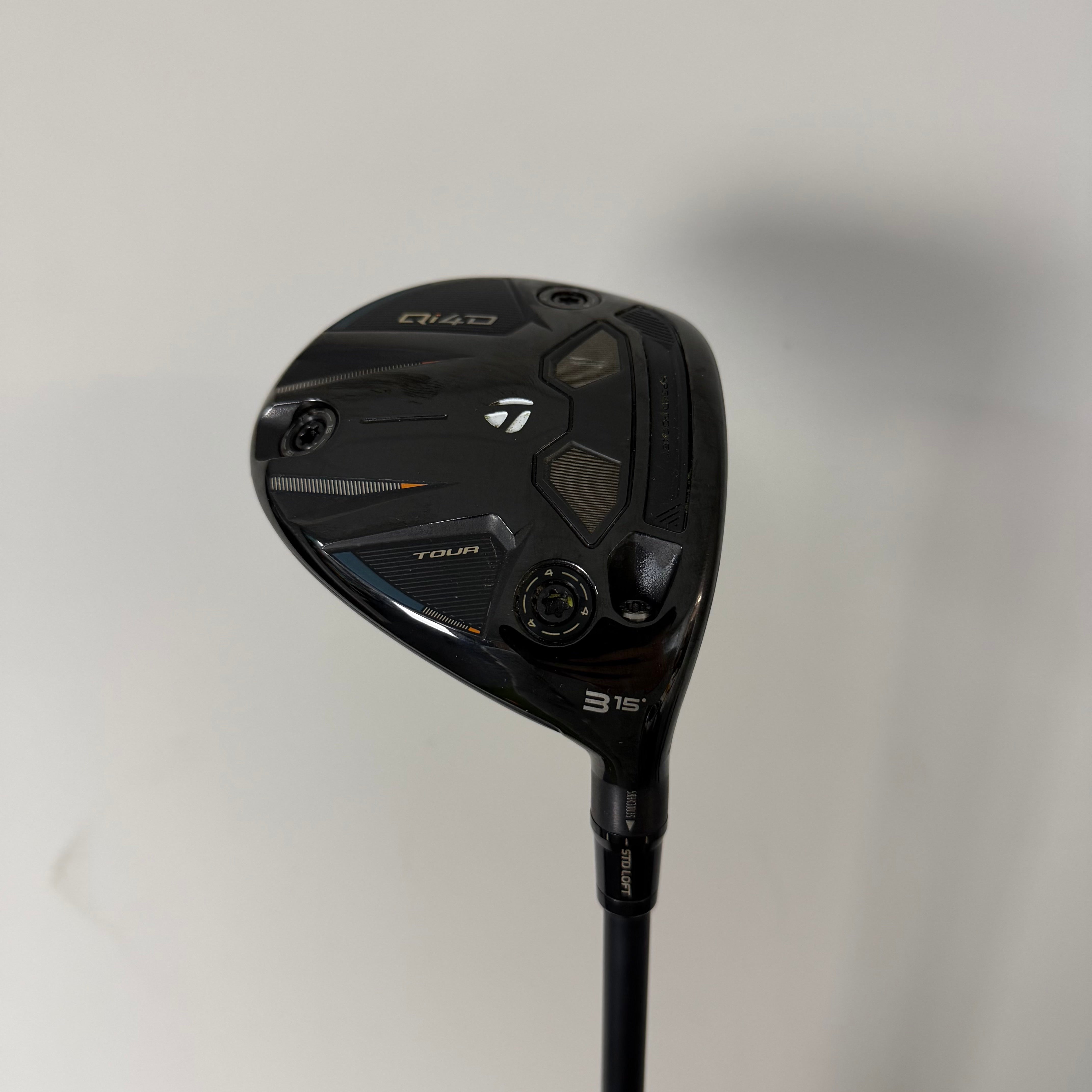 Taylormade Qi4D Tour Fairway Wood - Fujikara Ventus Blue 6 Stiff Shaft - Golf Pride Z Grip