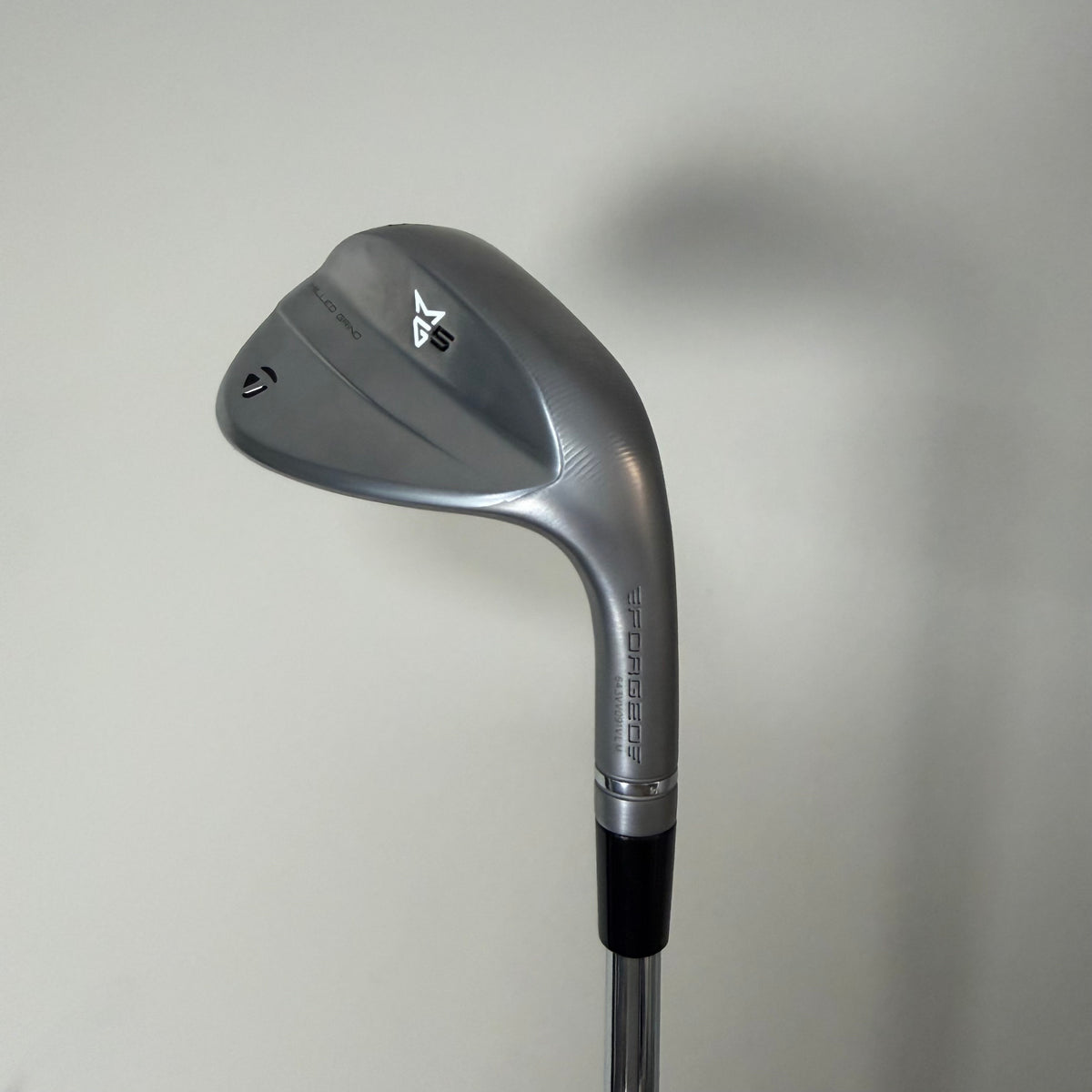 Taylormade MG5 Chrome Wedges - 54º/13º HB Grind - True Temper Dynamic Gold Tour Issue 115 Wedge Shaft - Golf Pride Z Grip