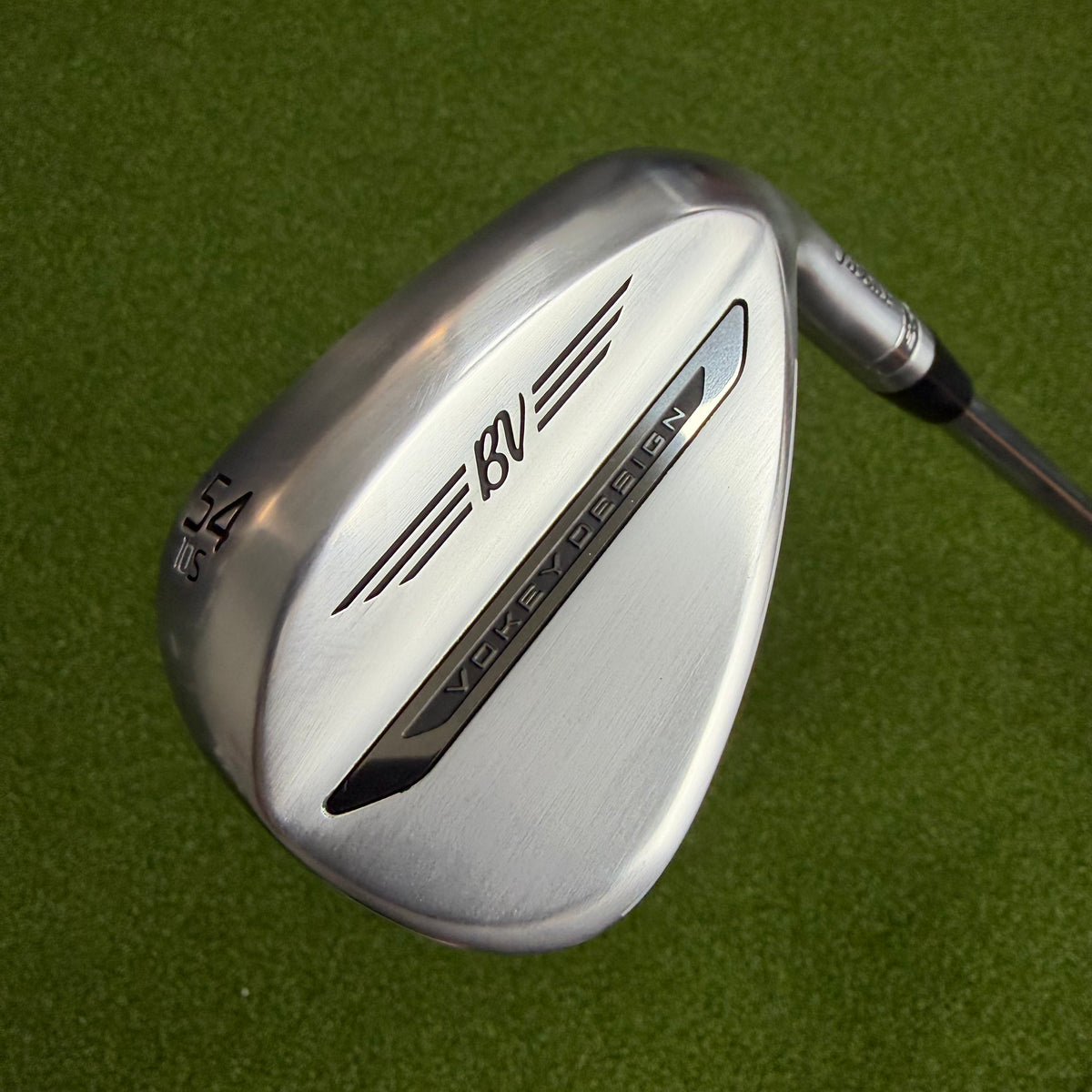 Titleist Vokey SM11 Chrome Wedge - 54º/10º S Grind - Titleist Vokey Wedge Shaft - Golf Pride MCC+4 Blue & Grey Grip