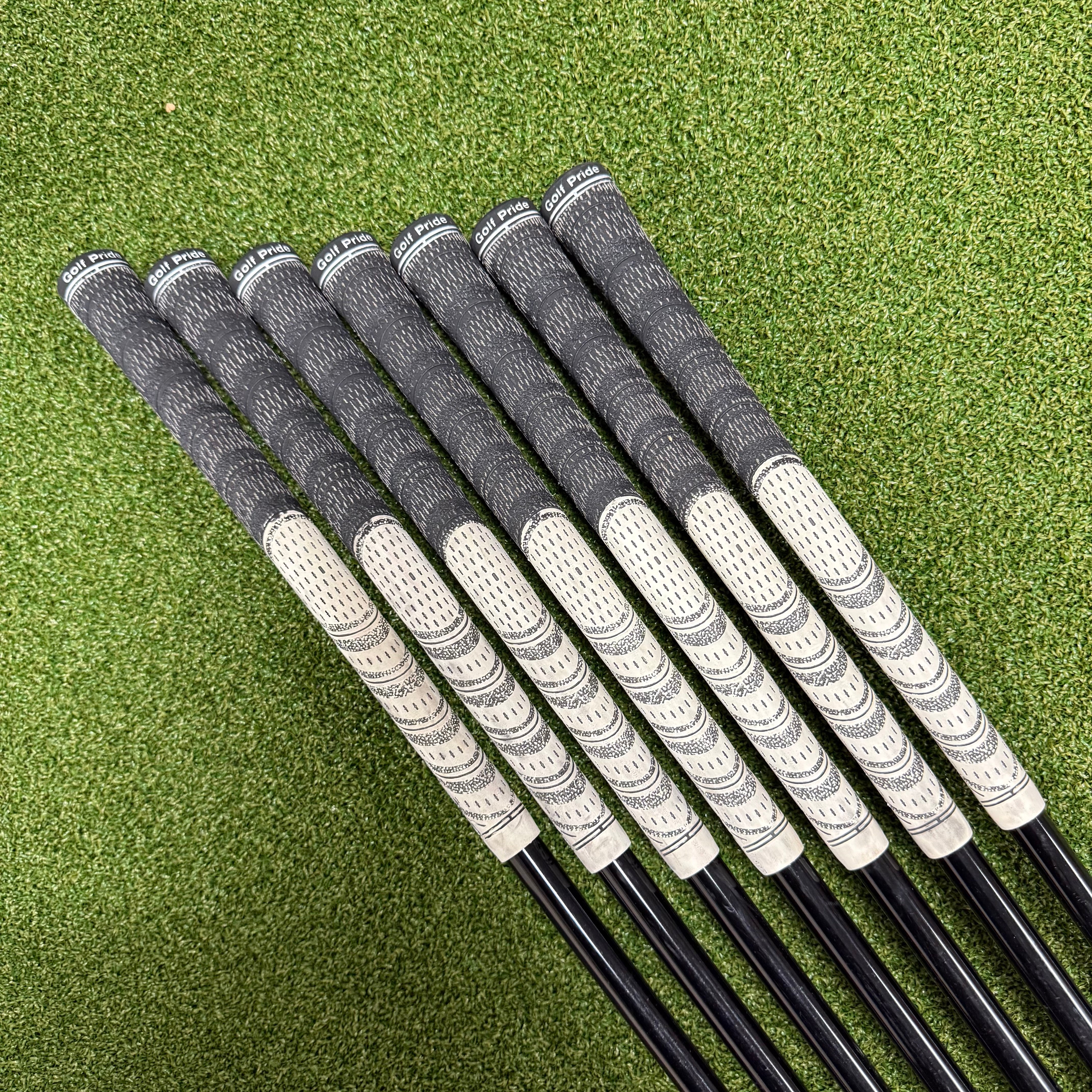 TaylorMade P770 2023 Irons - 4-PW - Mitsubishi MMT 105g Stiff - MCC White/Black