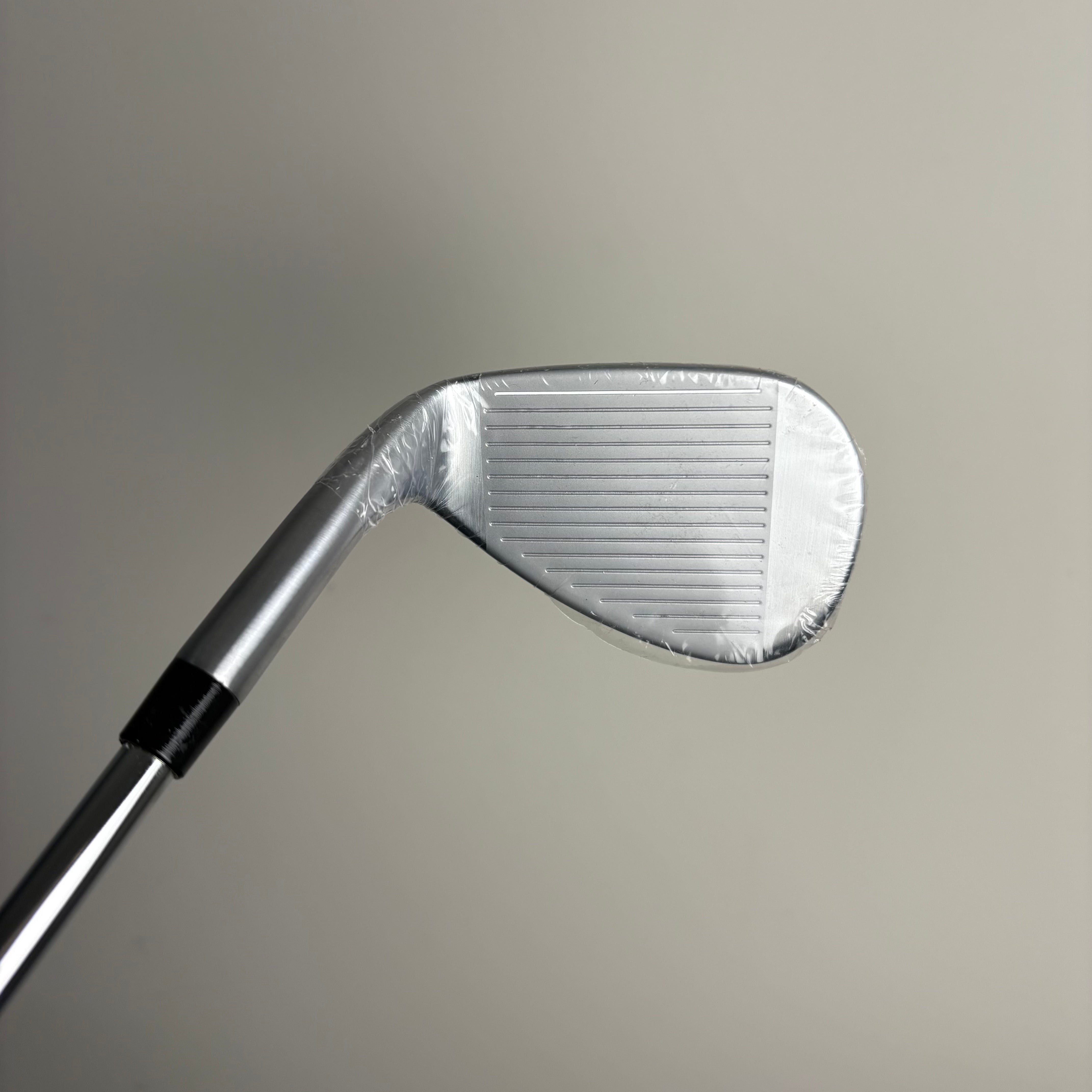 TaylorMade Qi LW - KBS Max MT 85g Regular - MCC +4 Black/Grey