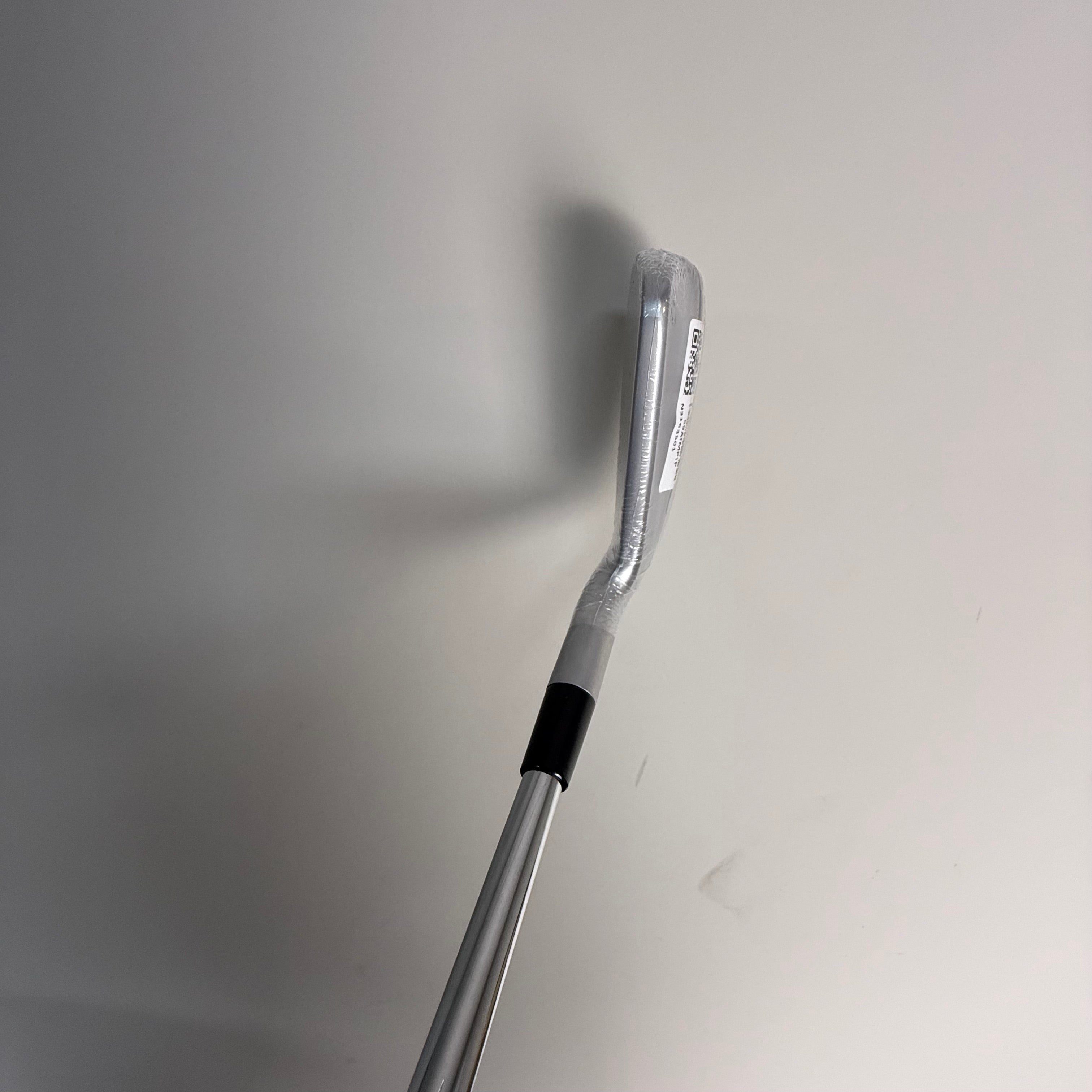 TaylorMade P.UDI 2 Iron - 17 Degree - Modus Tour 120g X-Stiff - Standard Grip