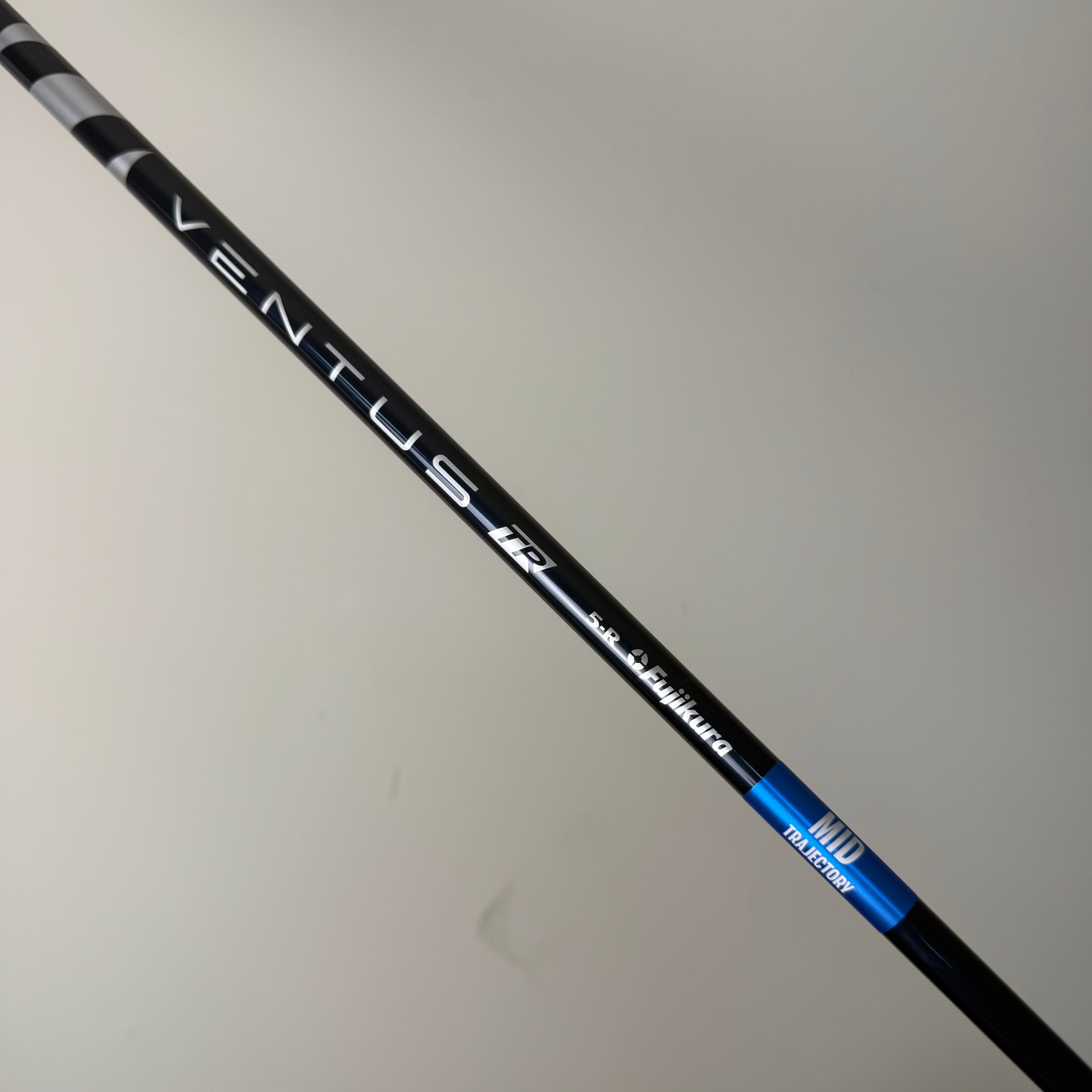 Wilson DYNAPWR Carbon 9° Driver - Ventus TR 50g Regular - Lamkin Crossline Grip