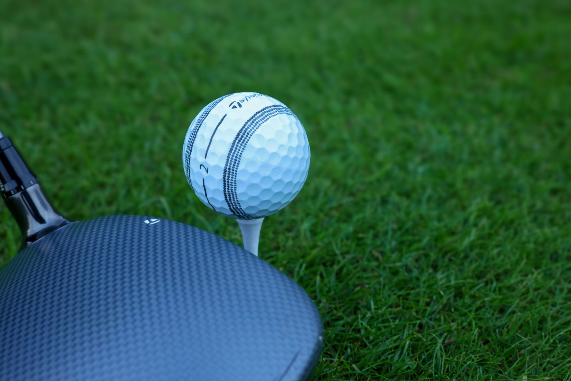 TaylorMade Qi35 Golf Driver - Right Handed