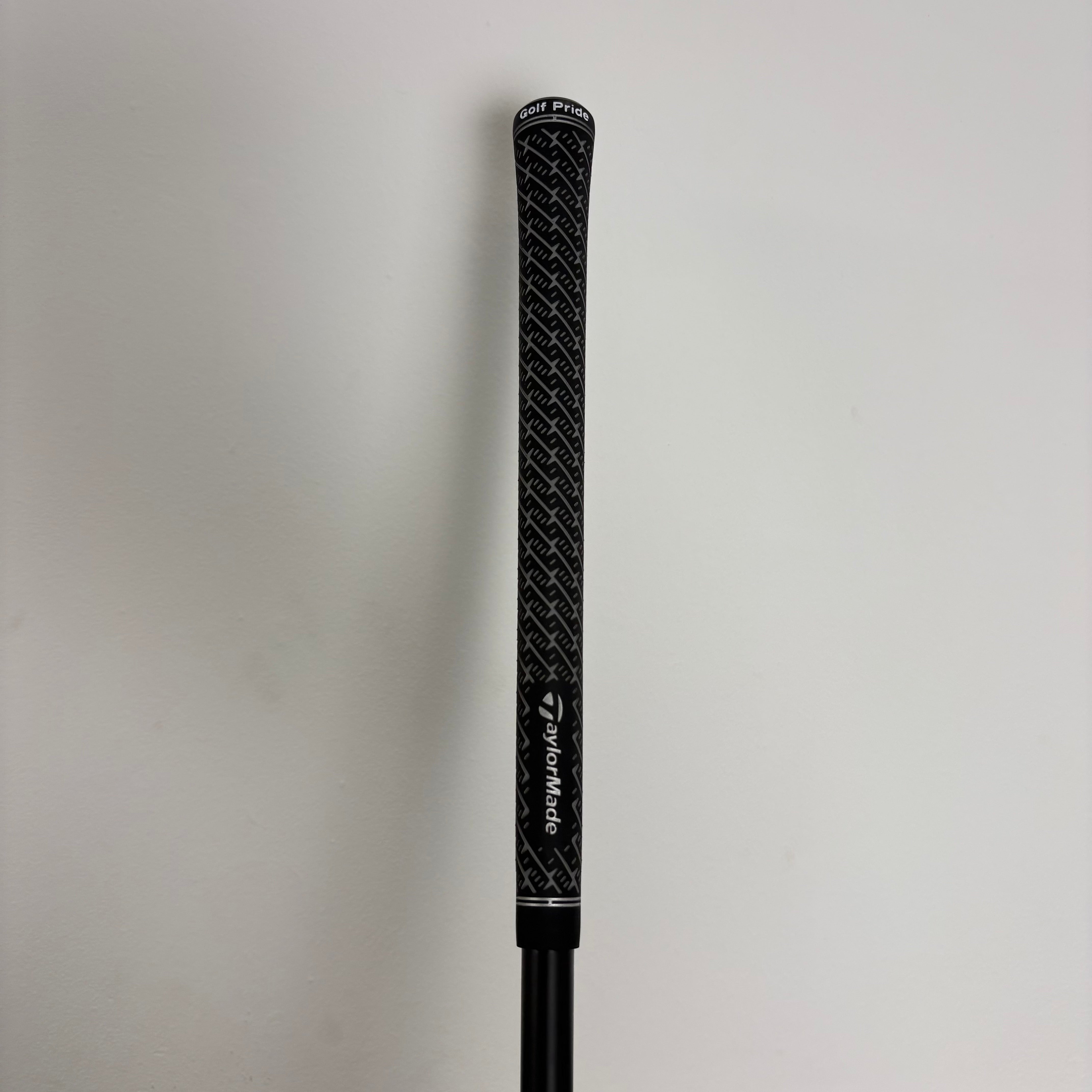 TaylorMade Qi35 9° Driver - Fujikura Speeder 50g Stiff - Z-Grip