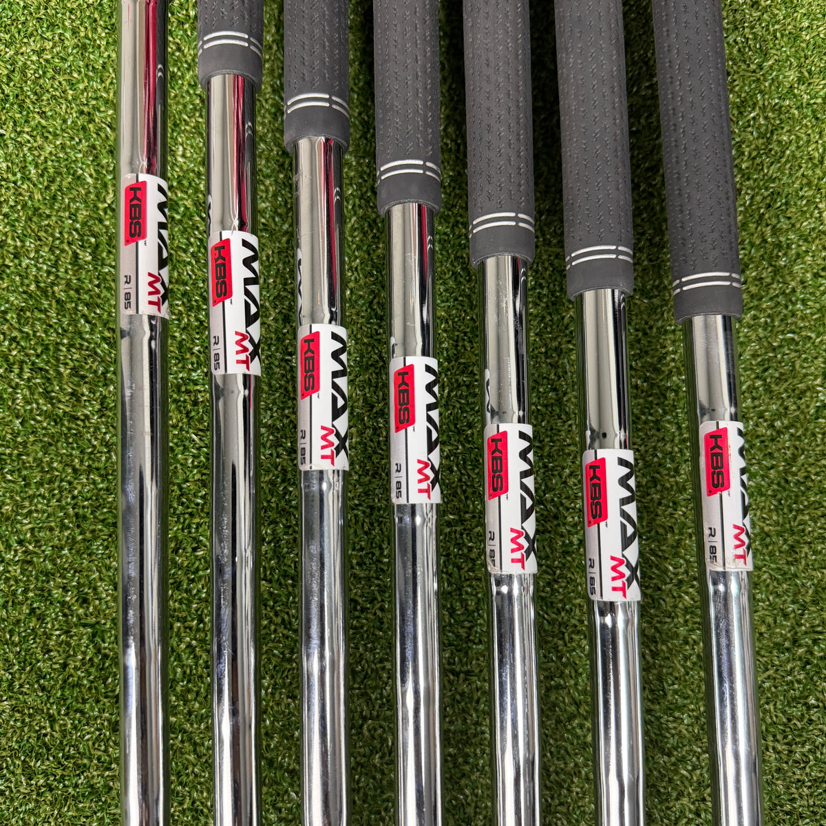 Taylormade Qi Irons - 5-PW + SW - KBS Max MT 85 Regular Shafts - Taylormade Lamkin Crossline 360 Grips