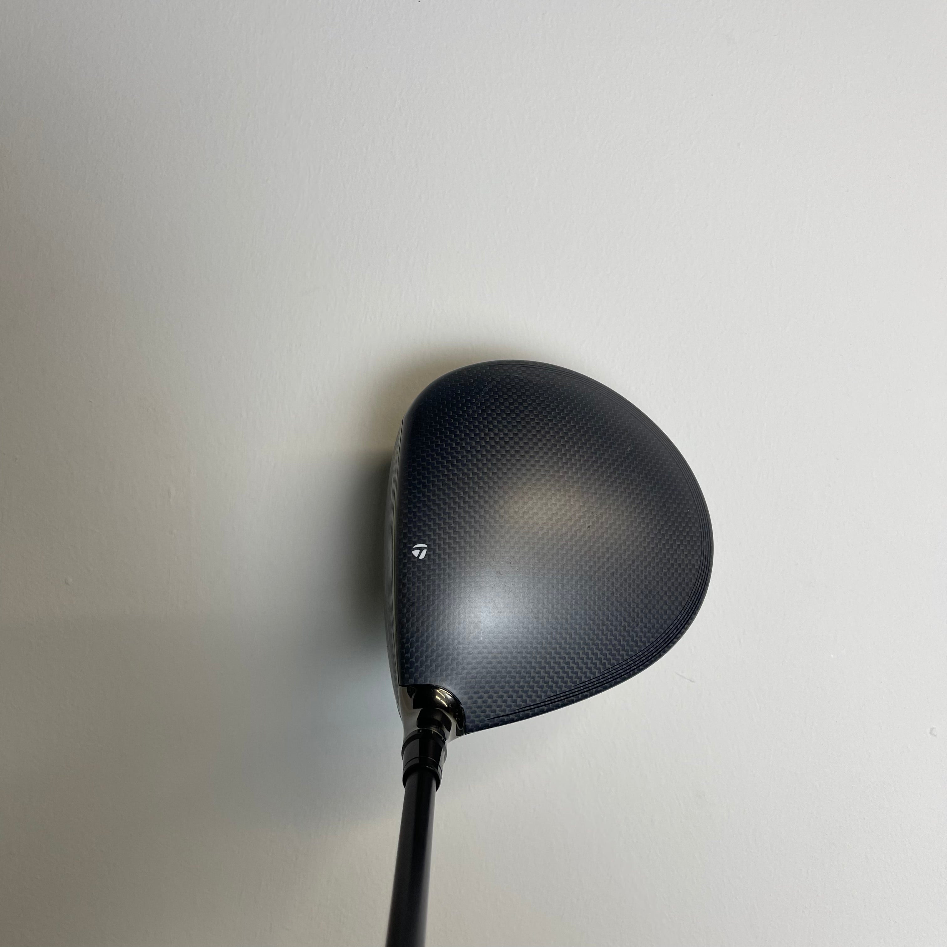 TaylorMade Qi35 10.5° Driver - Ventus Blue 50g Regular - Z-Grip