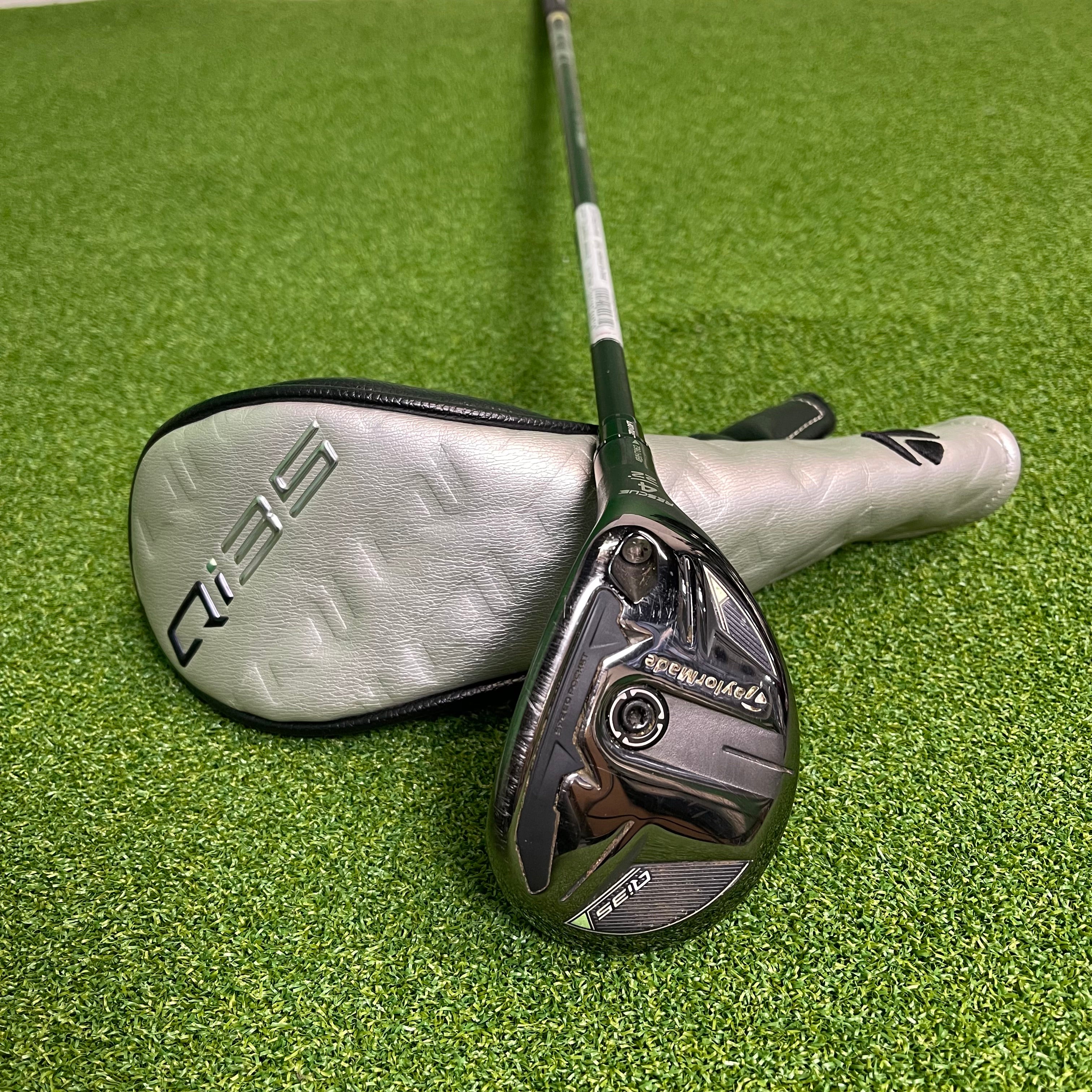 TaylorMade Qi35 4 Hybrid - 22° - Ventus Blue 60g Regular - Z-Grip