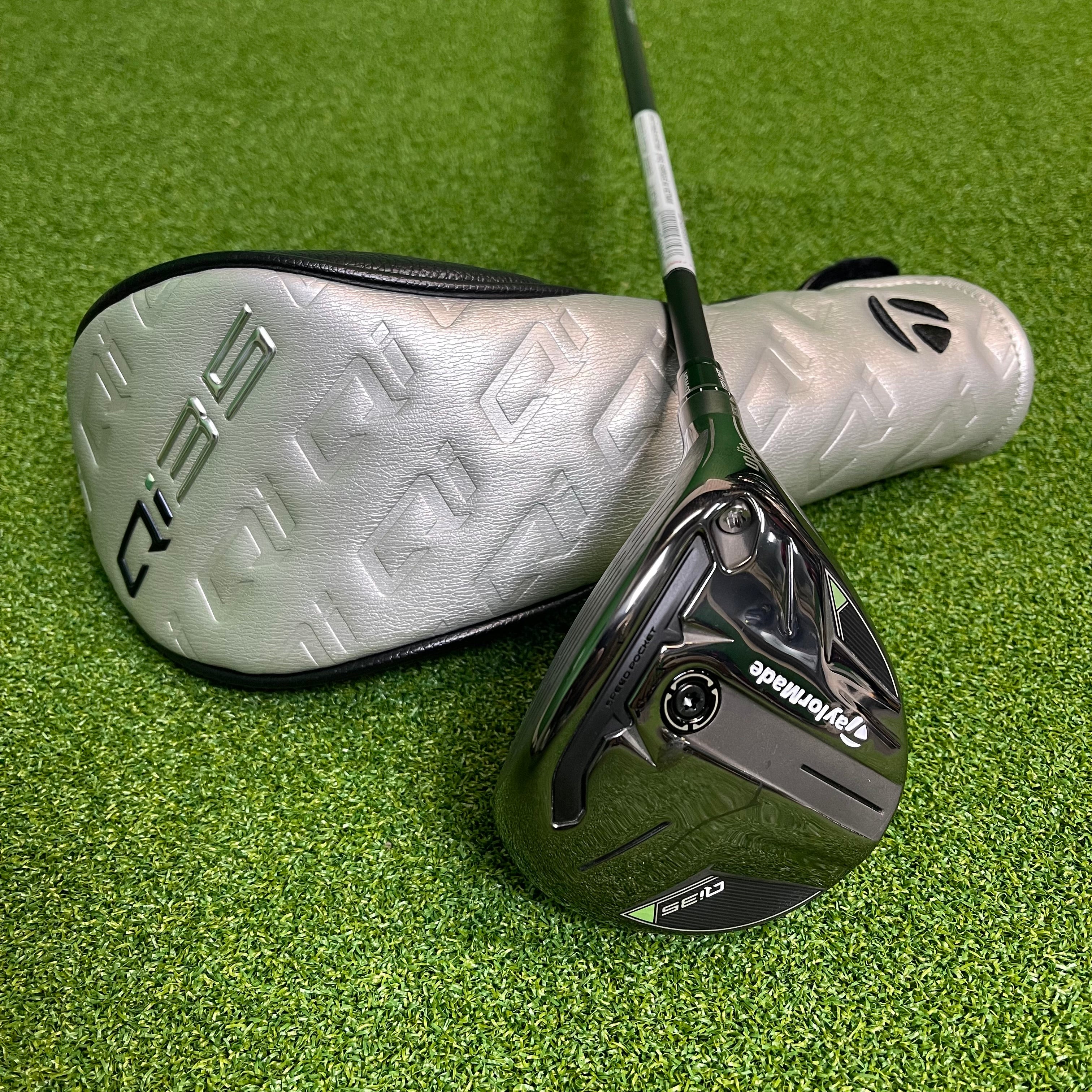 TaylorMade Qi35 5 Wood 18° - Ventus Blue 50g Regular - Z-Grip