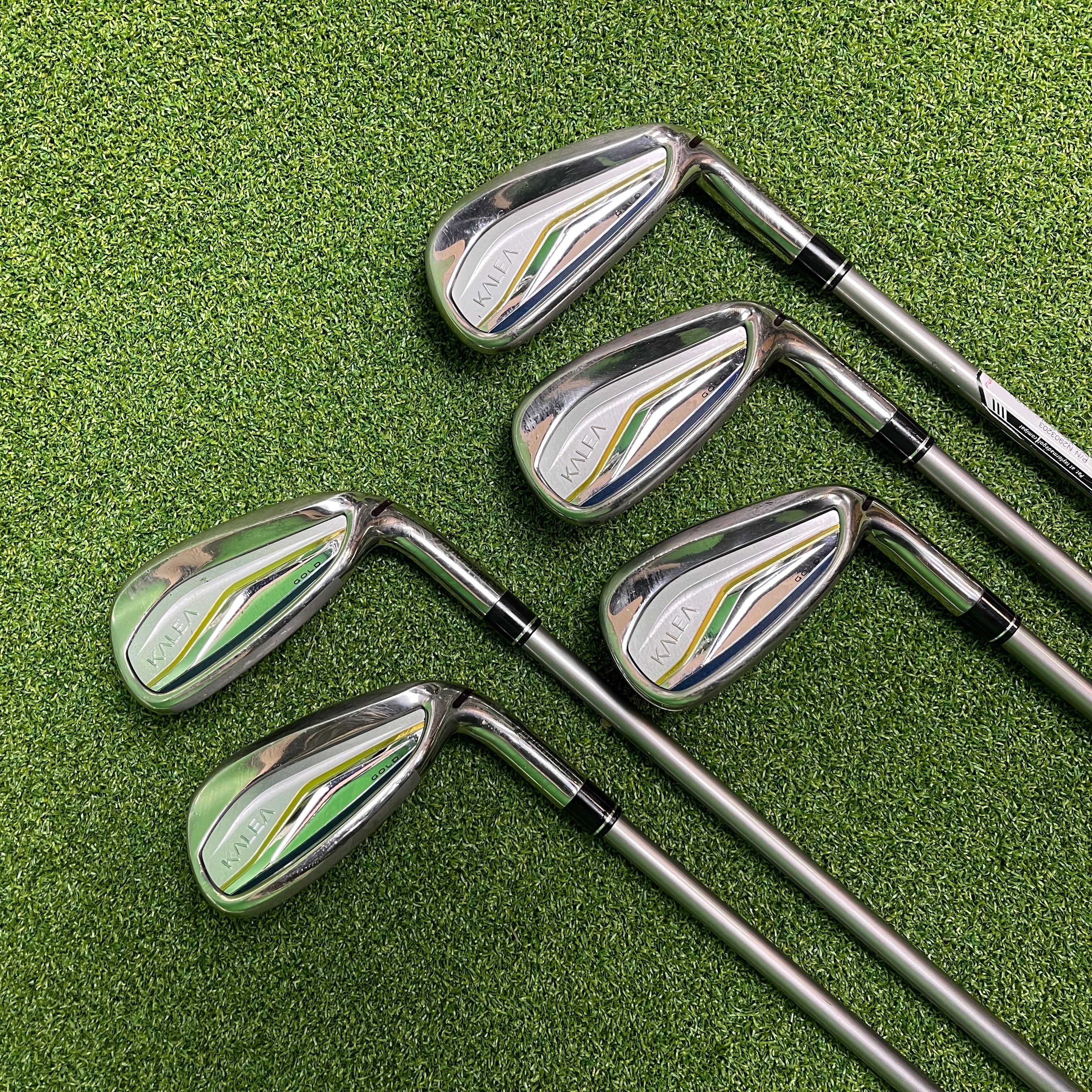Taylormade Kalea Golf Ladies Irons 7-PW+SW - 40g Soft L Flex - Superstroke Ladies Grip