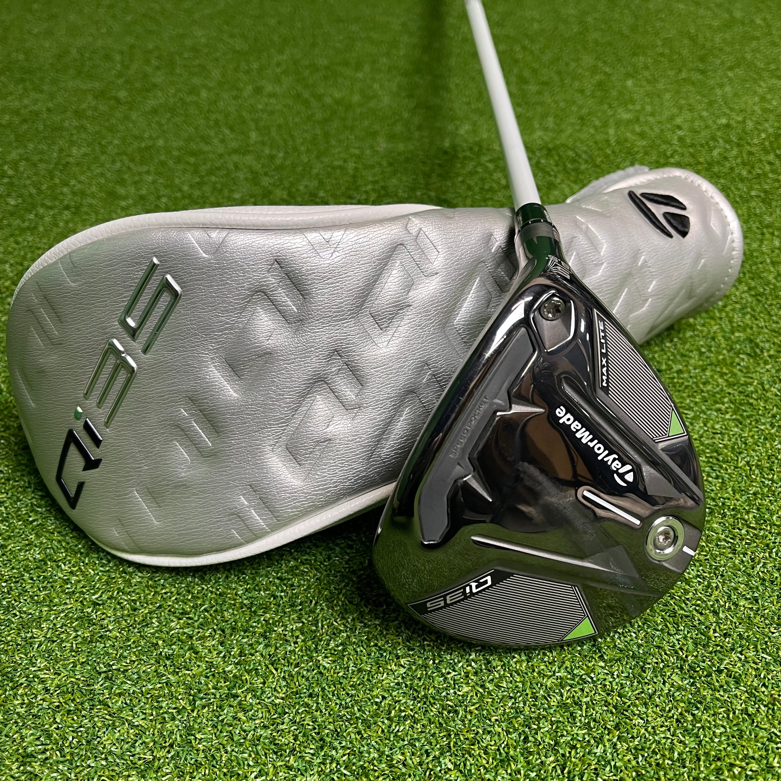 TaylorMade Qi35 Max Lite Ladies 5 Wood 18.5° - Fujikura Airspeeder 40 L - Lamkin Ladies