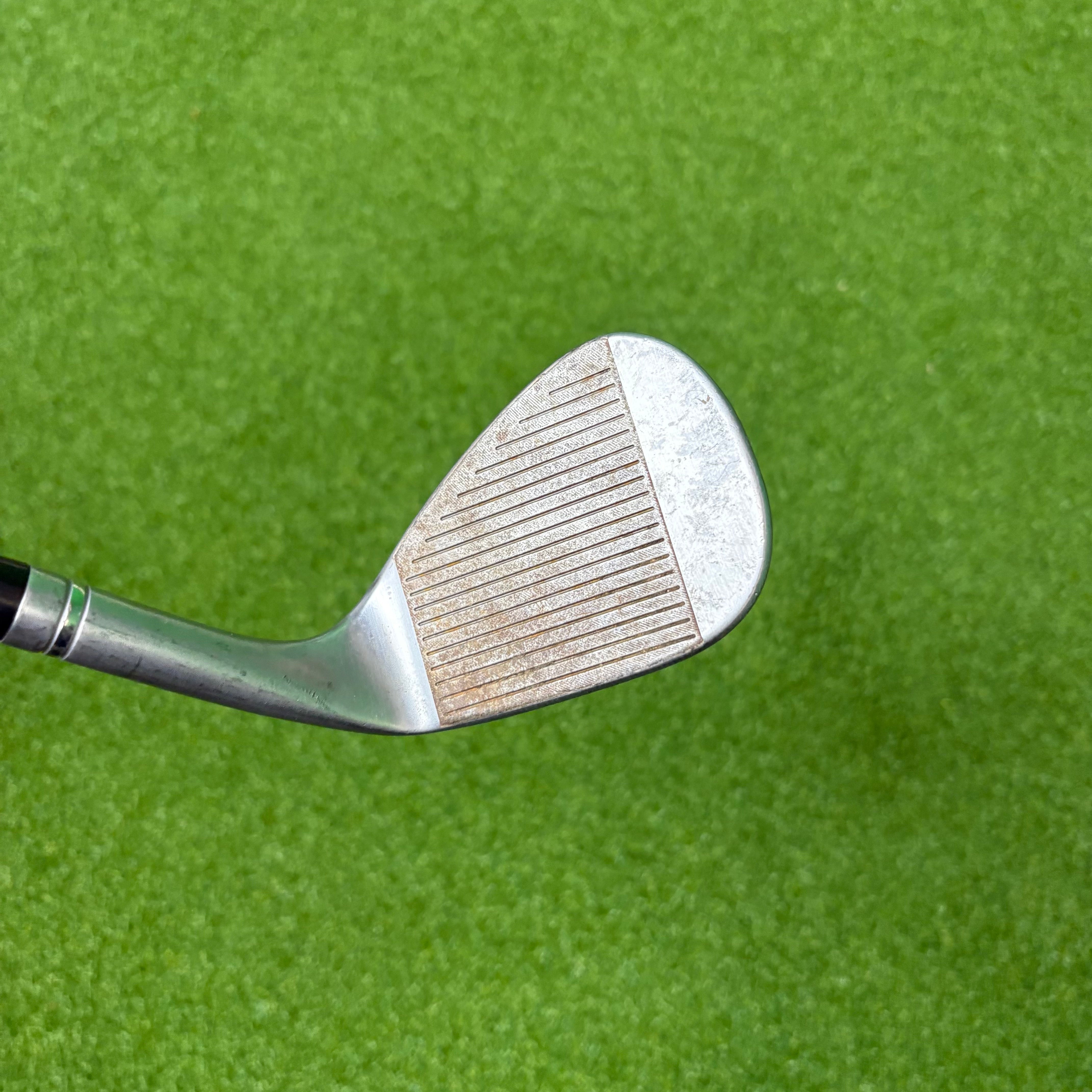 TaylorMade Milled Grind 4 60°/10 SB - Dynamic Gold Tour Issue 115g Wedge Flex - RAW FACE - Lamkin Crossline - LEFT HANDED