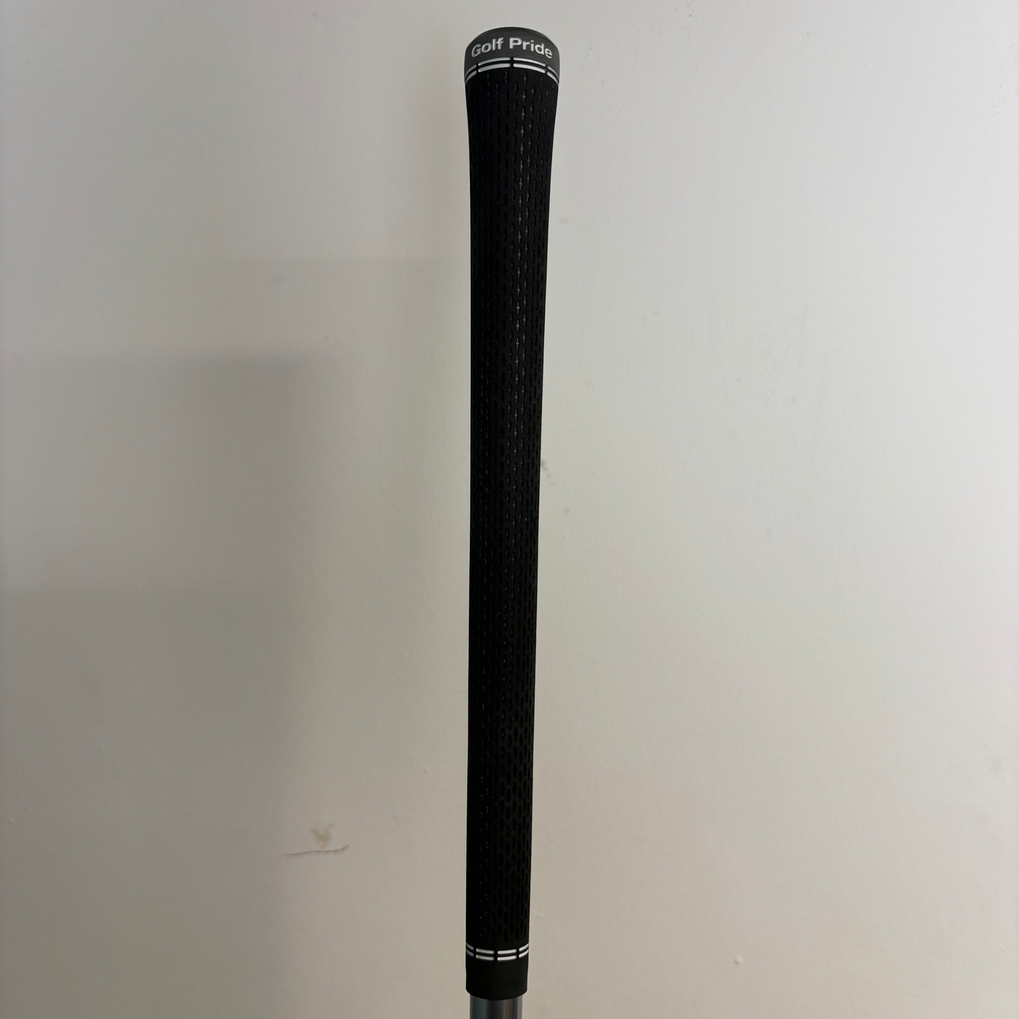 Titleist GT1 12° Driver - Air Speeder 40g Regular - Golf Pride Tour Velvet