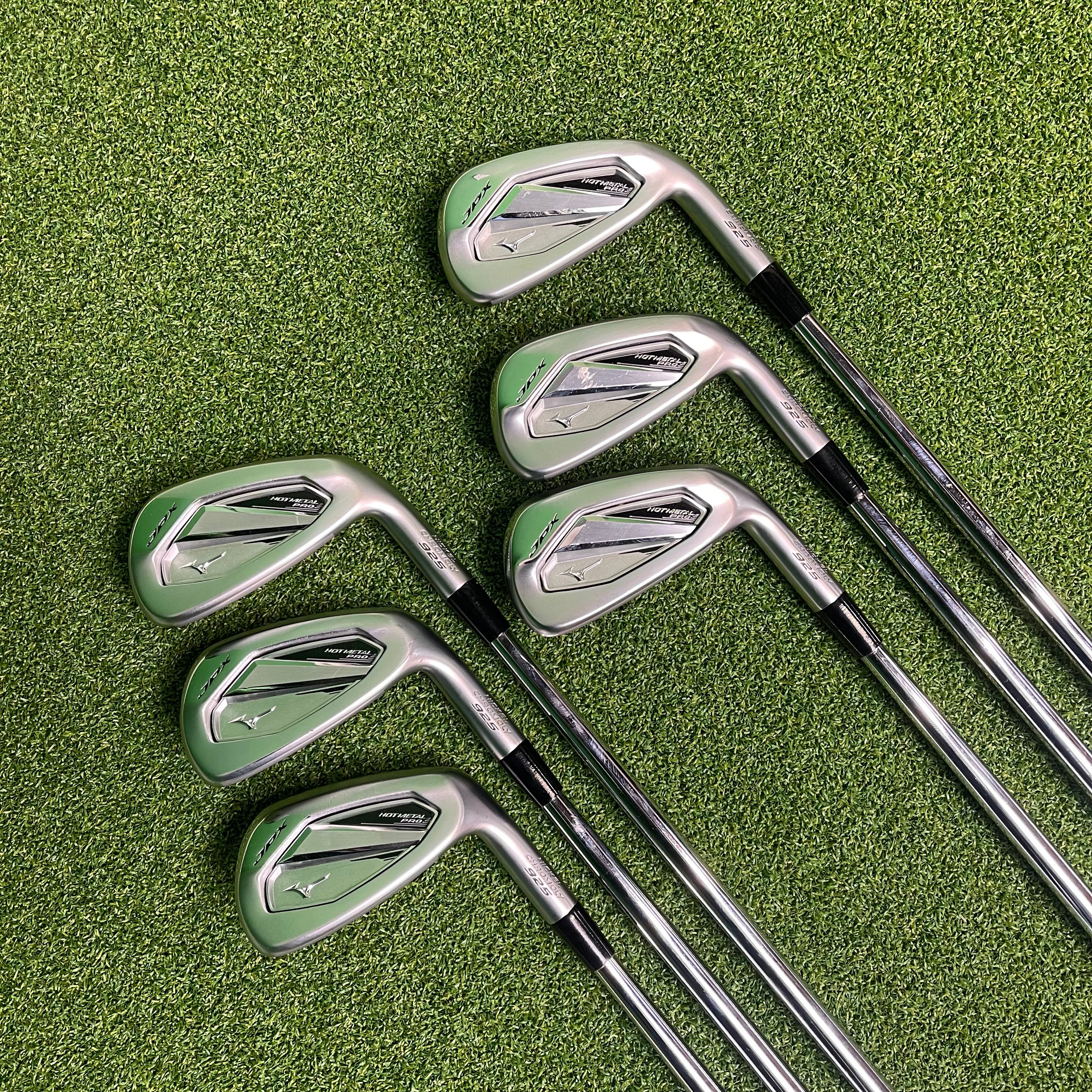 Mizuno Hot Metal Pro Irons 5-PW - Dynamic Gold 105 R300 (Regular) - Lamkin Compound Grip