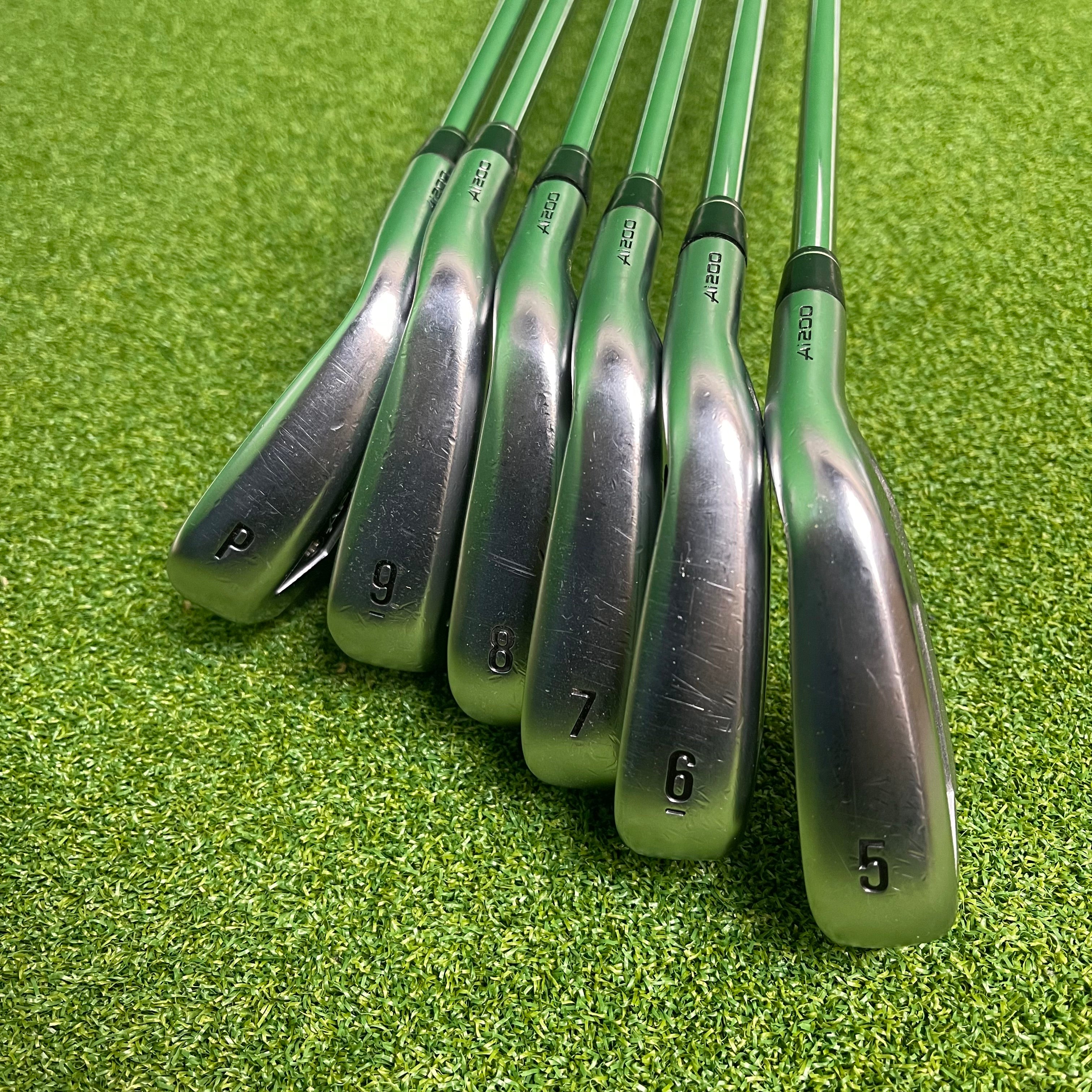 Callaway Apex Ai200 5-PW - N.S.Pro Modus Tour 120g Stiff - MCC+4 Teams (Green/Yellow)