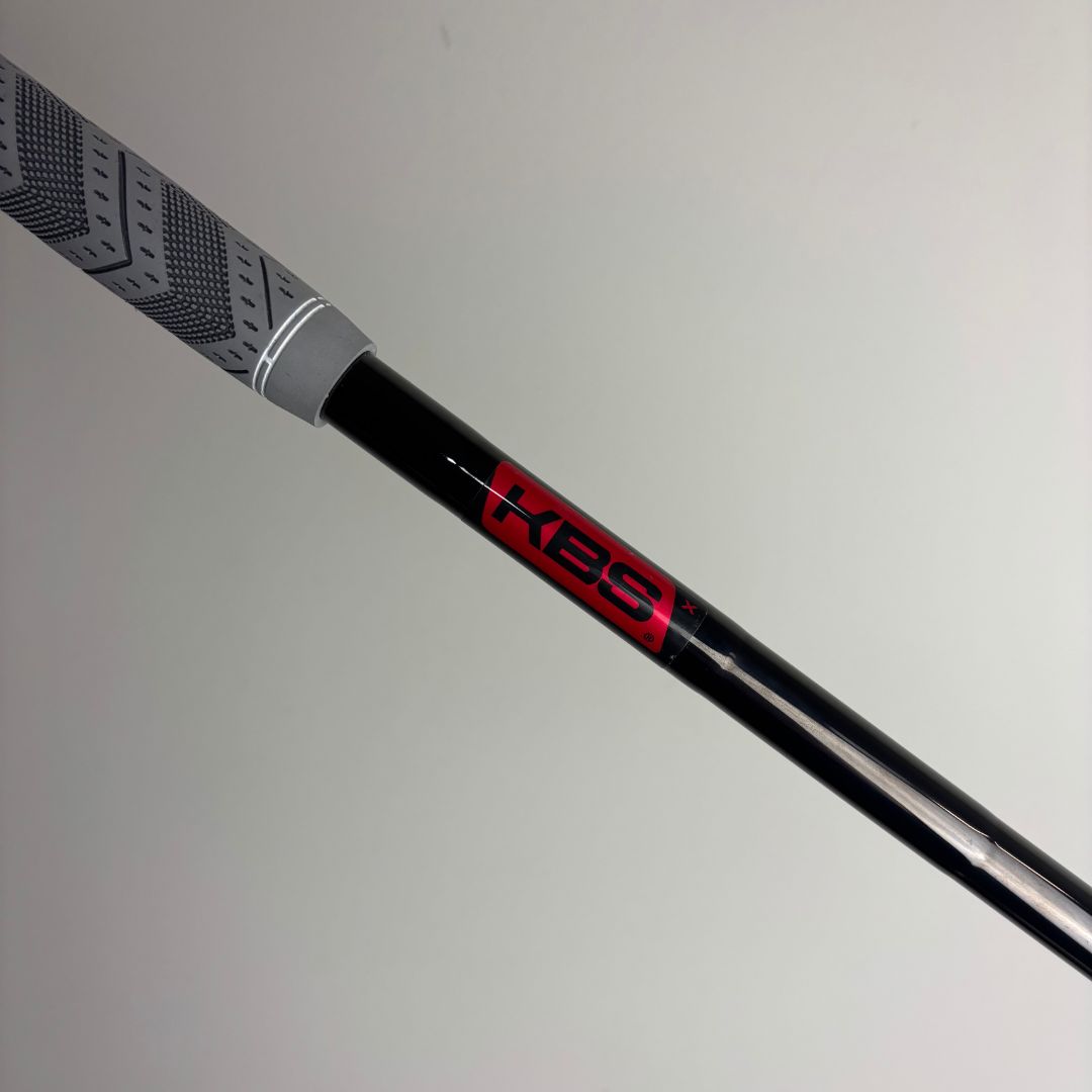 Taylormade Qi 4 Iron - KBS Tour Black X-Stiff - MCC +4 Black/Grey Midsize Grip