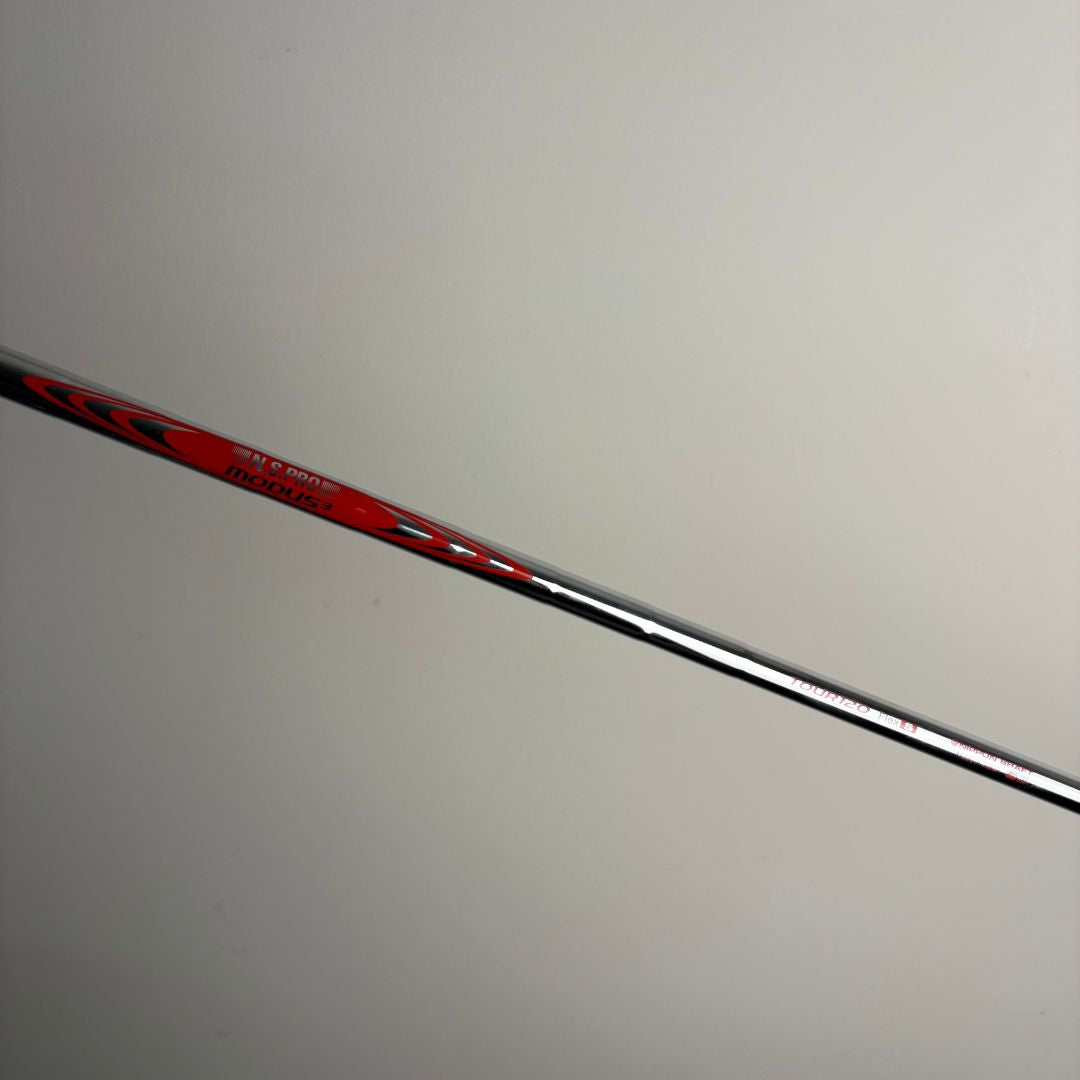 TaylorMade Milled Grind 4 54°/11 - Modus Tour 120g Stiff - Lamkin Crossline