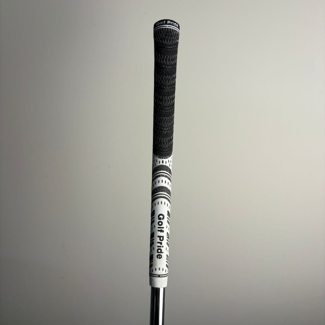 TaylorMade Milled Grind 4 54°/11 - Dynamic Gold MID 115g X100 - MCC Black/White Grip