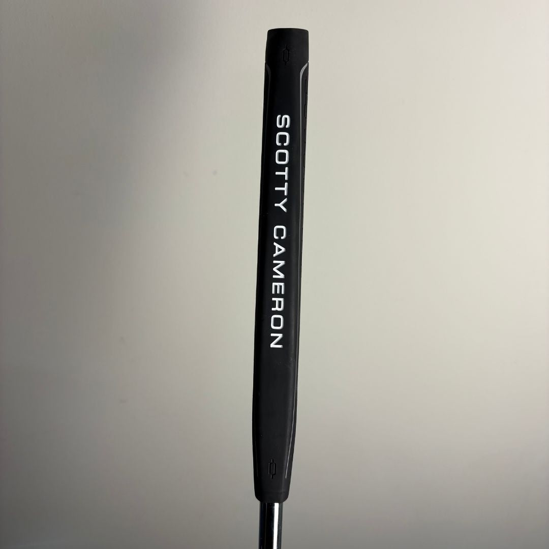 Scotty Cameron Phantom 9 - 33 Inch - Standard Grip