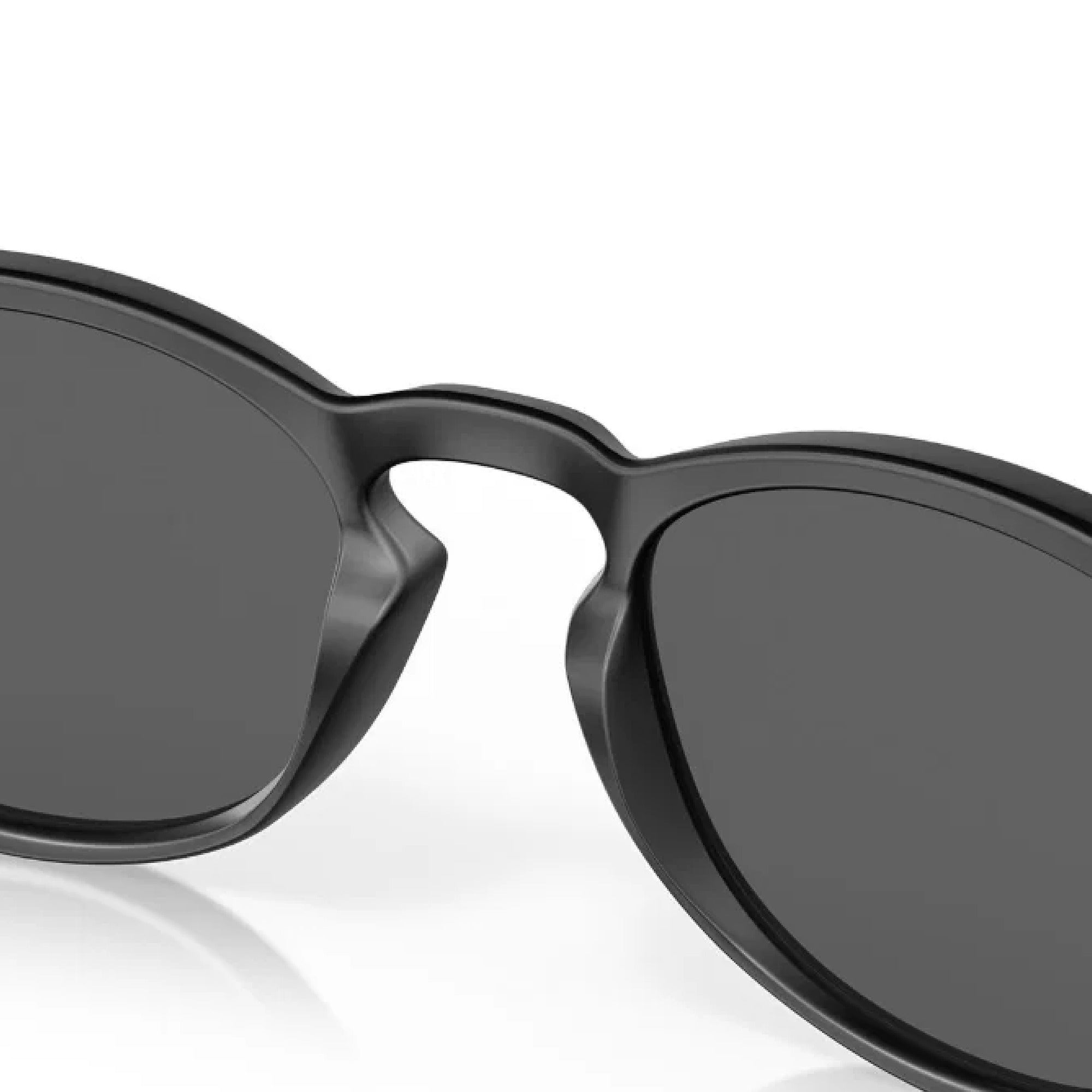 Oakley Latch Golf Sunglasses - Matte Black Frame with Prizm Black Lenses