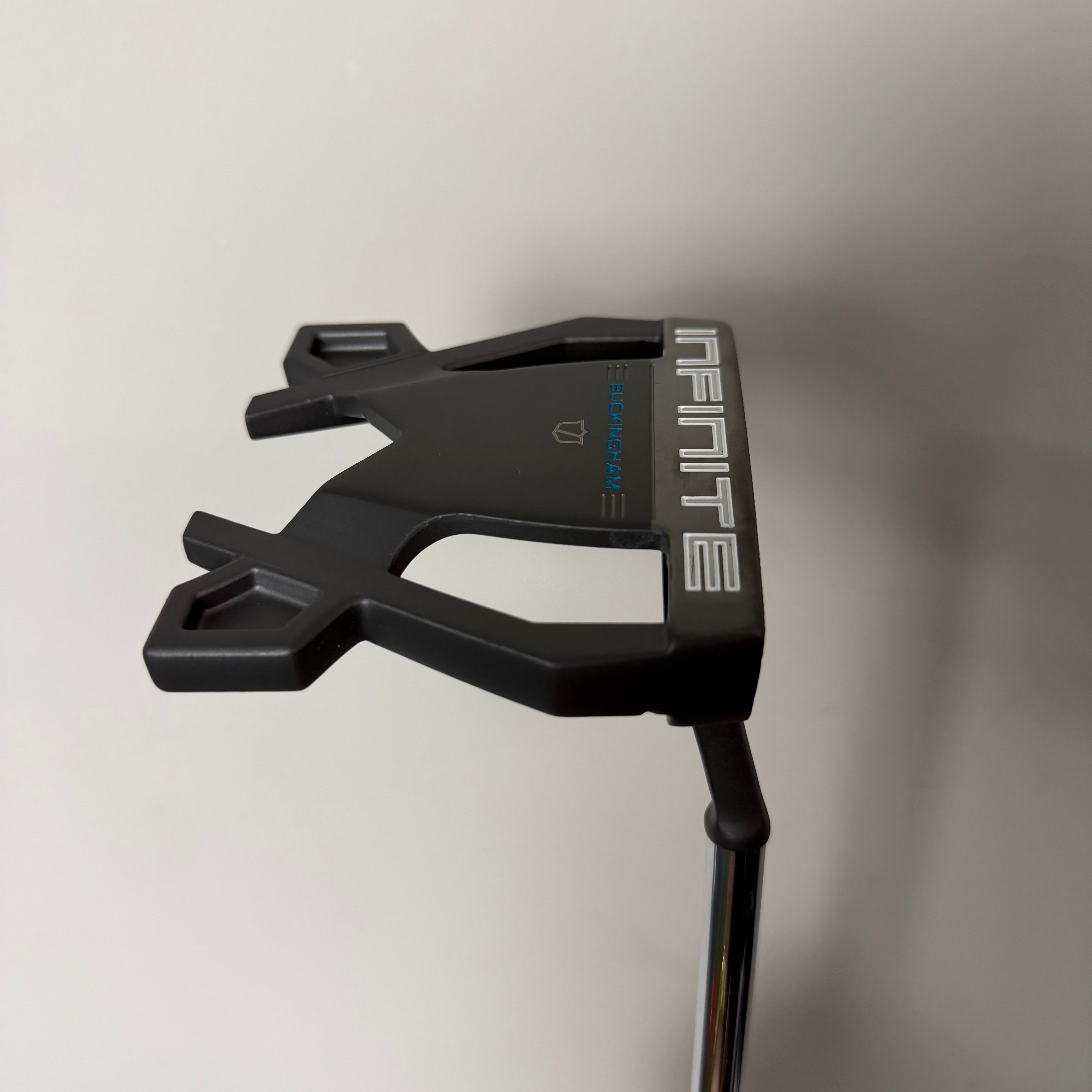 Wilson Infinite Buckingham Putter - Wilson Infinite Steel Shaft - Wilson Infinite Midsize Grip