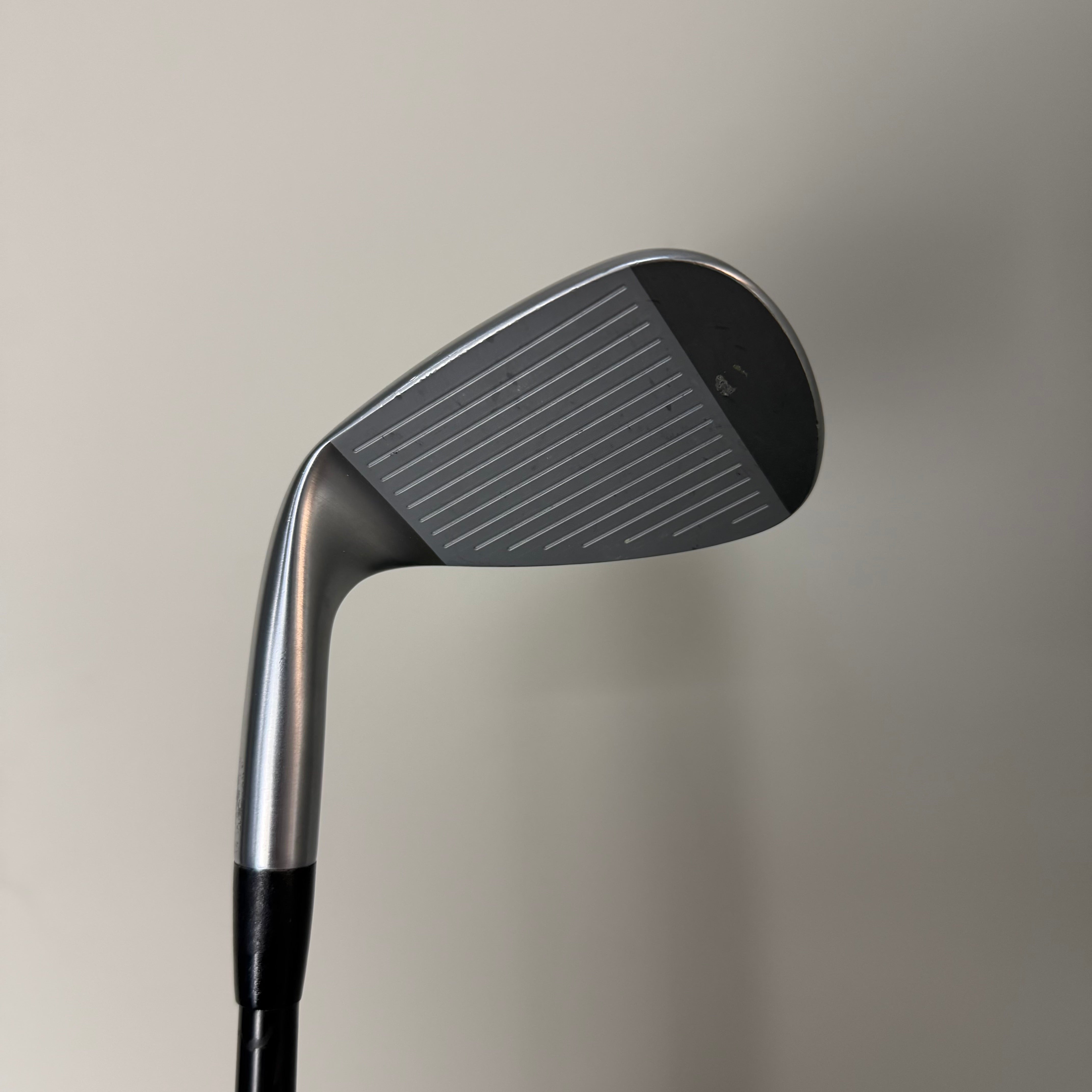 Mizuno S23 Wedge - 50º/08º S Grind - Dynamic Gold Tour Issue Onyx S400 - Golf Pride Multi Compound Blue & White Grip