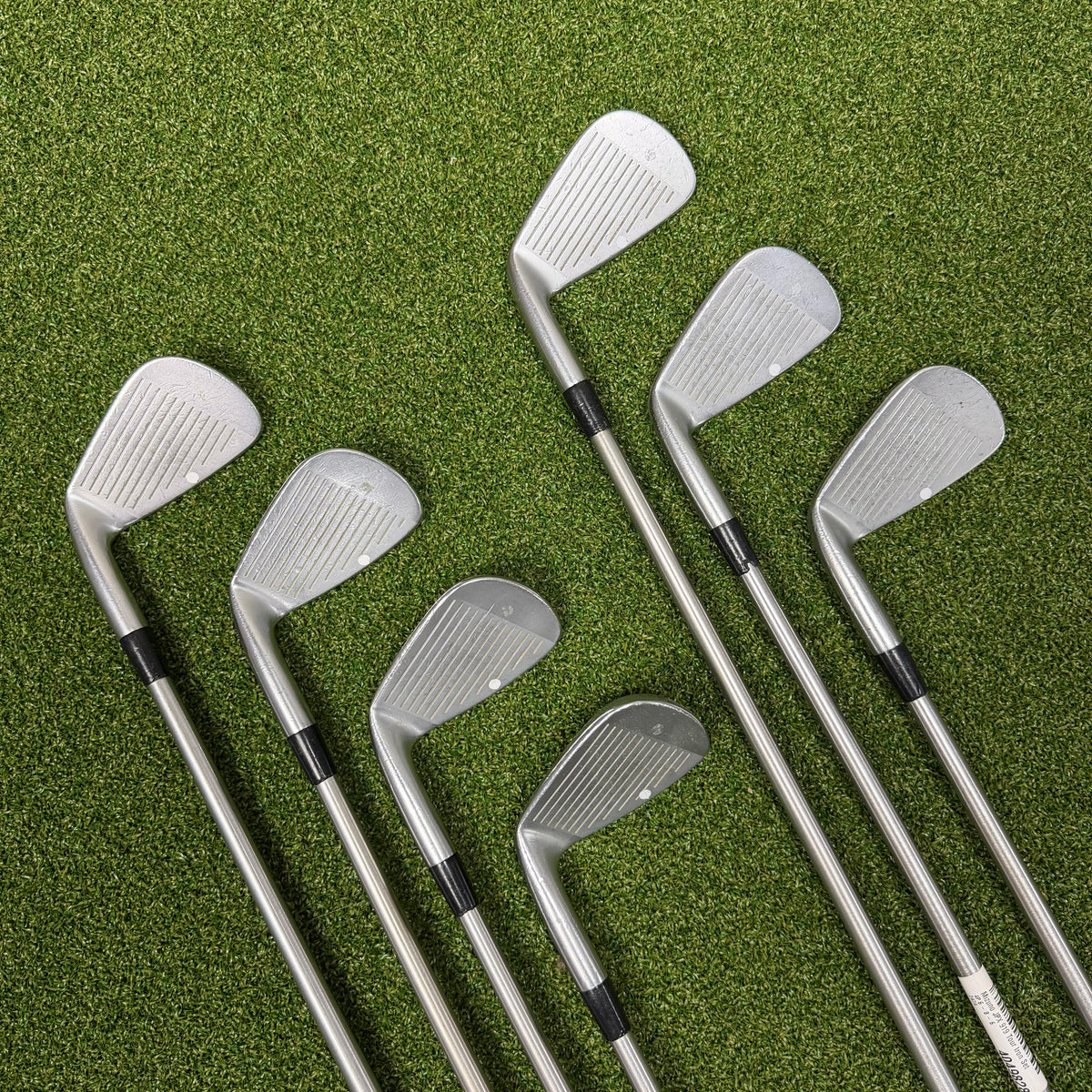 Mizuno JPX JPX 919 Tour Irons - 4-PW - KBS Tour C-Taper 130 X-Stiff Shafts - Golf Pride Multi Compound White & Blue Grips