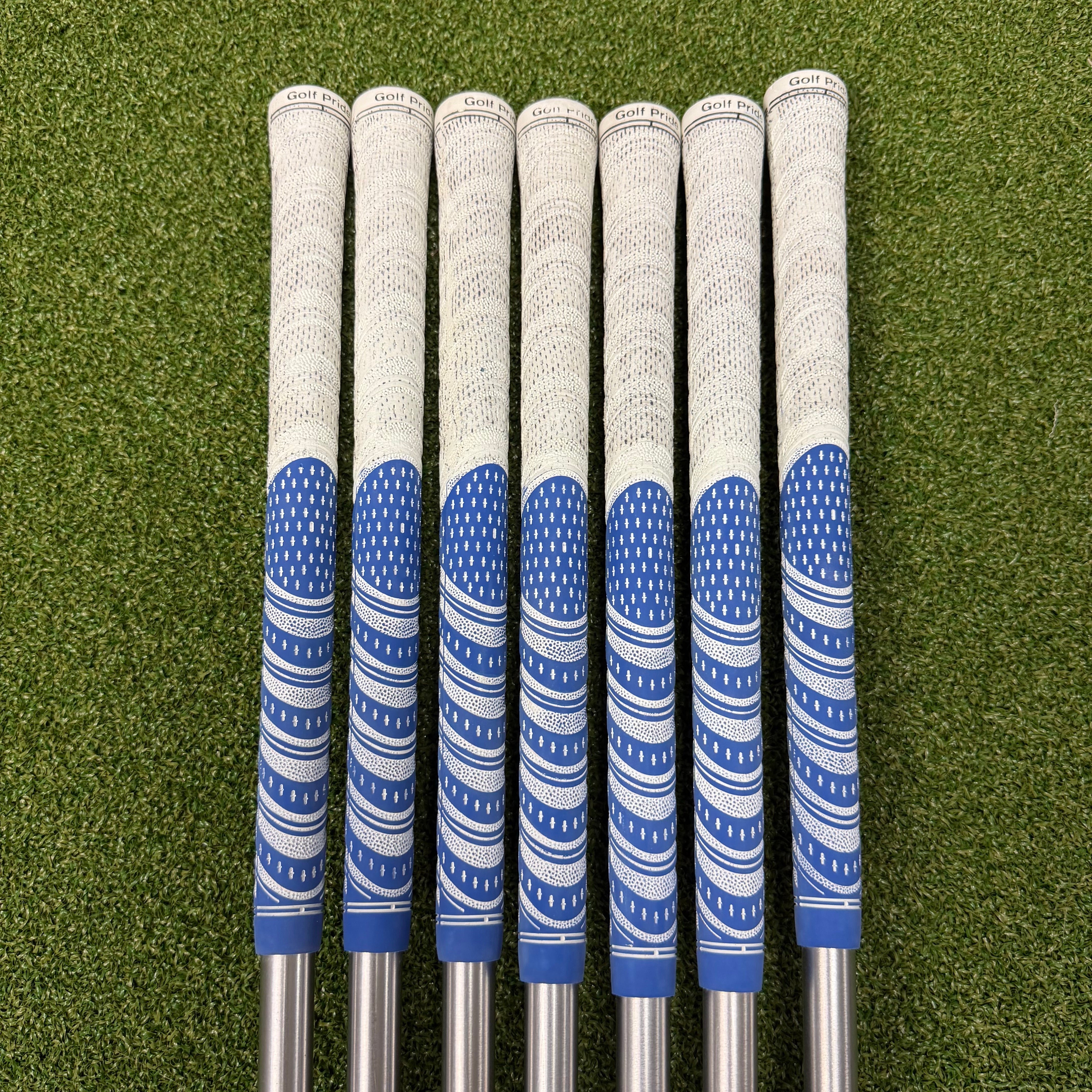 Mizuno JPX JPX 919 Tour Irons - 4-PW - KBS Tour C-Taper 130 X-Stiff Shafts - Golf Pride Multi Compound White & Blue Grips