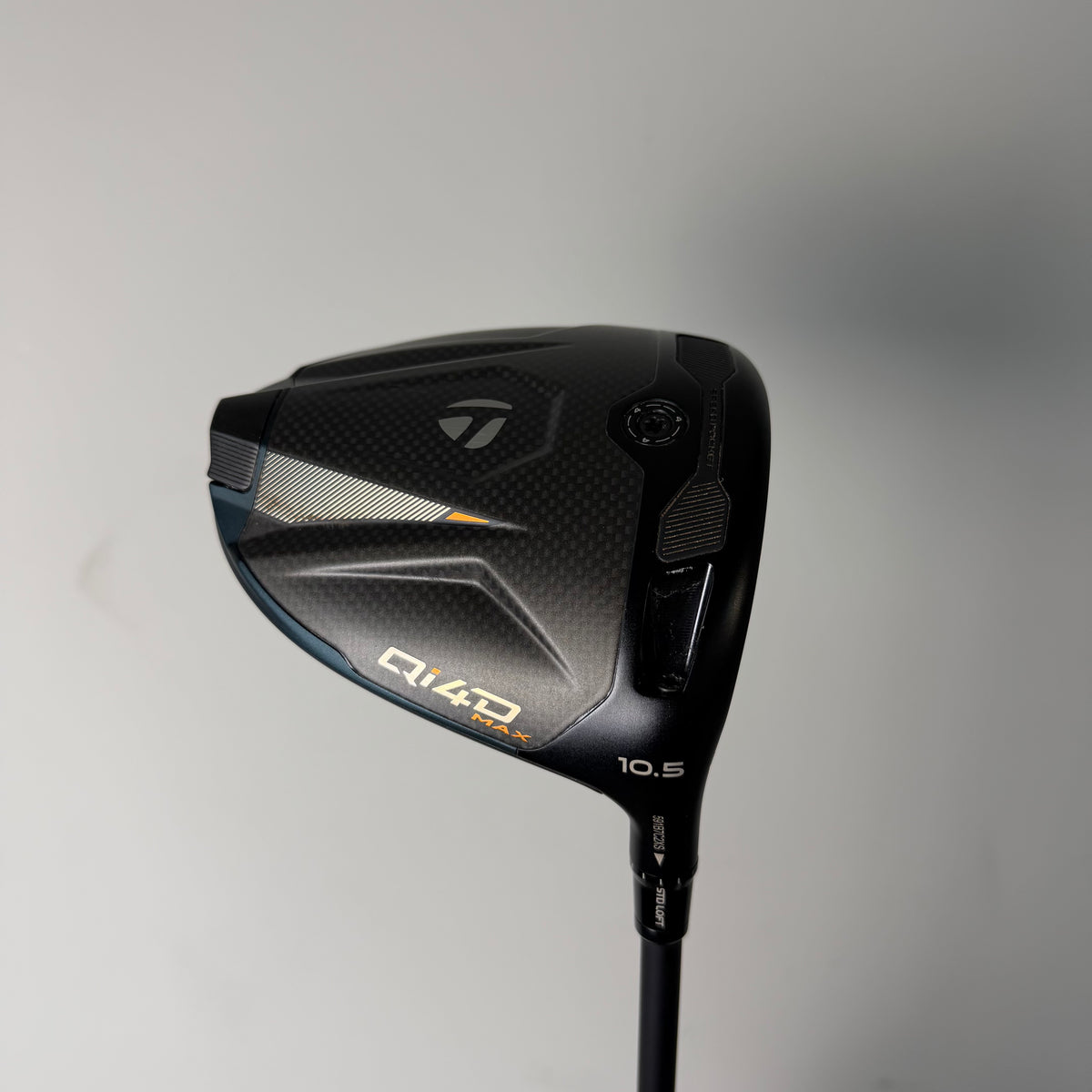 Taylormade Qi4D Max Driver - 10.5 Degree - Mitsubishi Reax Red 50 Regular Shaft - Golf Pride Z Grip