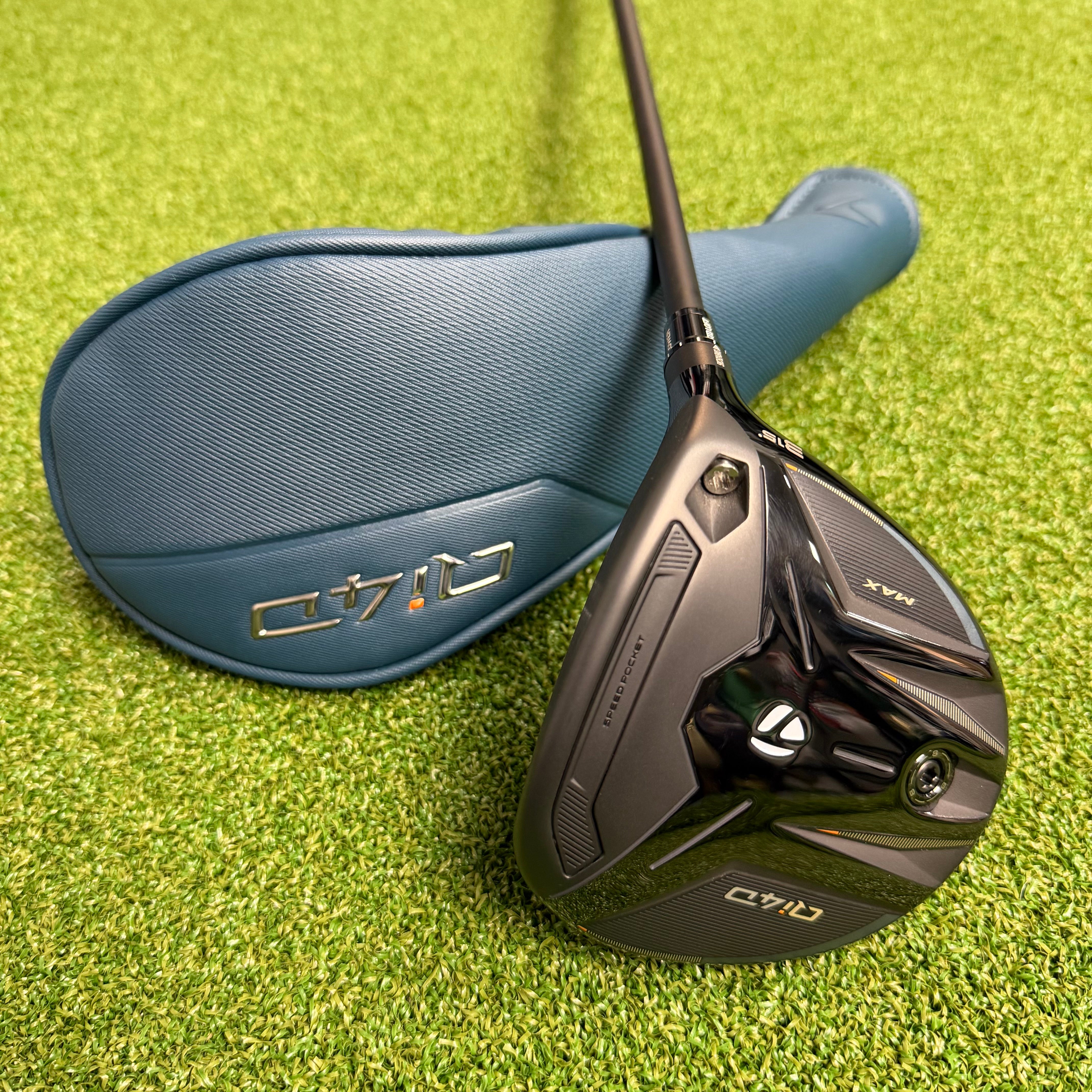Taylormade Qi4D Max Fairway Wood - 15 Degree - Mitsubishi Reax FW 55 Regular - Golf Pride Z Grip
