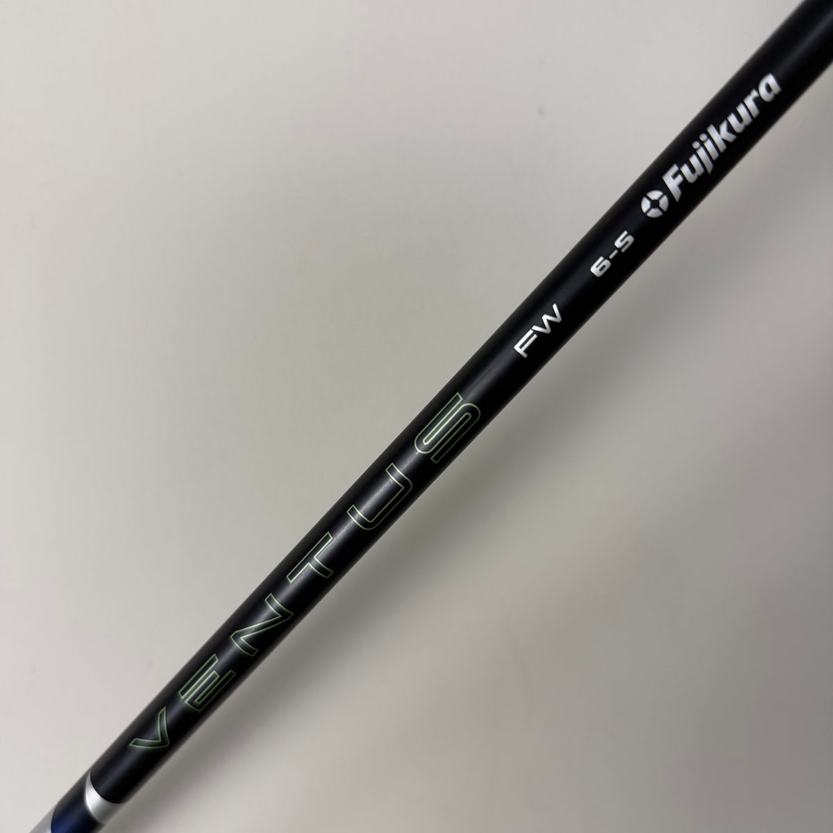 Taylormade Qi4D Tour Fairway Wood - Fujikara Ventus Blue 6 Stiff Shaft - Golf Pride Z Grip