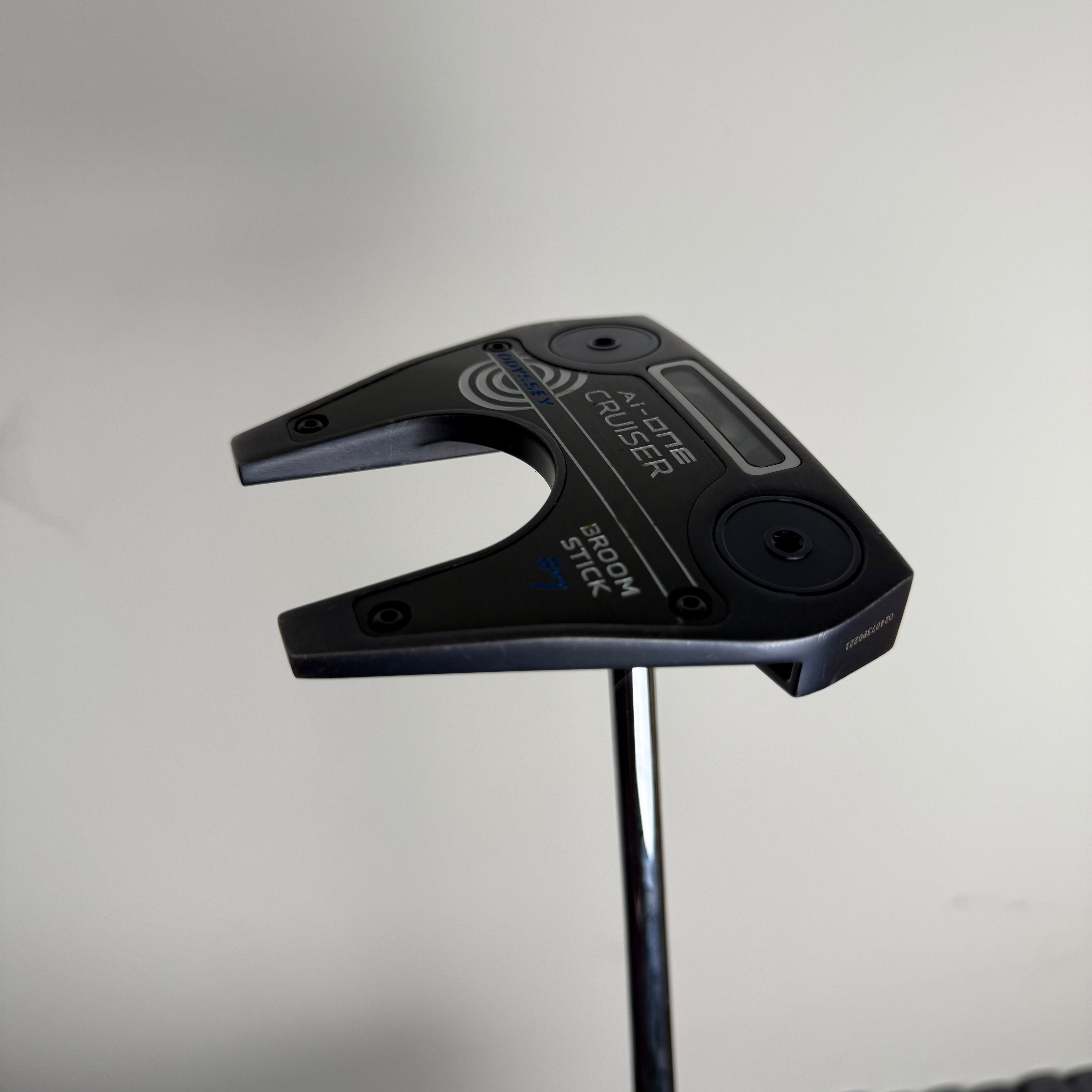 Odyssey Ai-One Cruiser Broomstick #7 – 48" - Odyssey Broomstick Split Grip