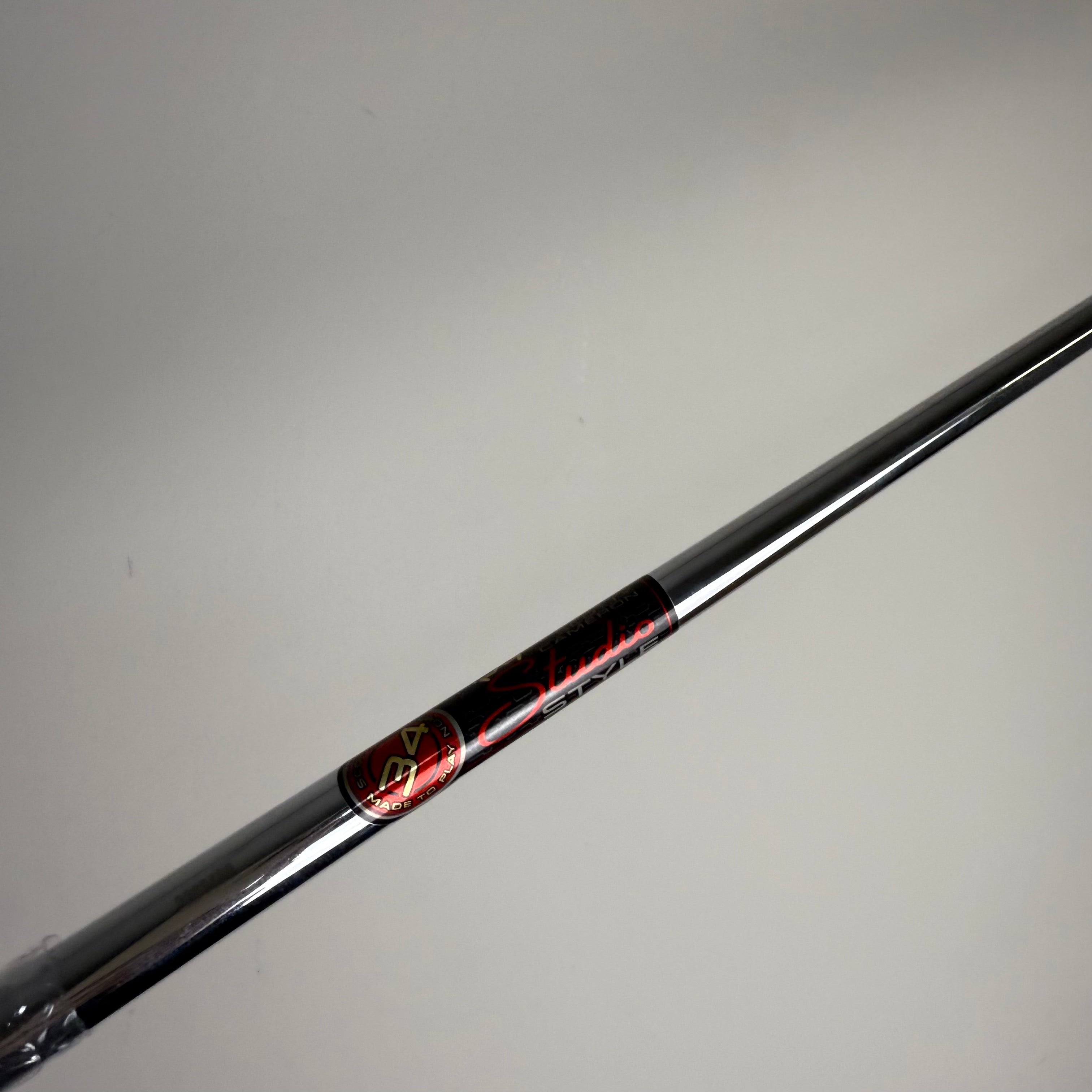 Scotty Cameron Studio Style Newport 2 - 34 Inch - Full Contact Slim Grip
