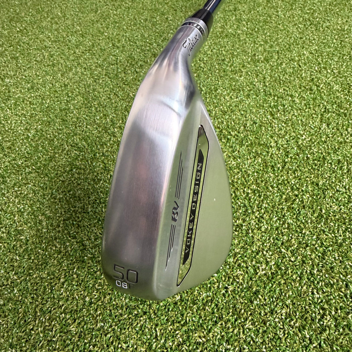Titleist Vokey SM11 Chrome Wedge - 50º/08º F Grind - Project X Rifle Stiff 6.0 Shaft - Lamkin Superstroke Crossline Midsize