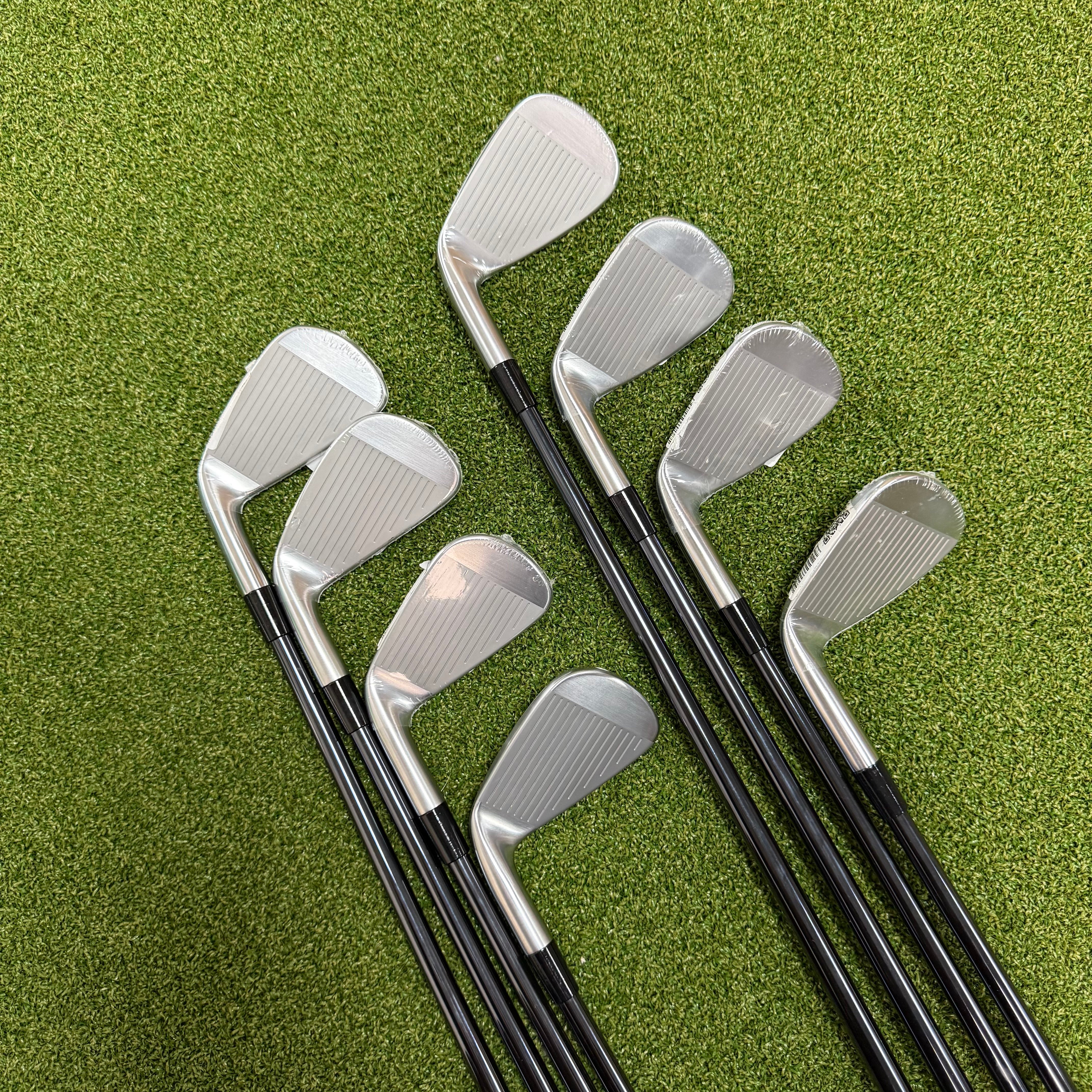 TaylorMade P790 2025 Irons - 4-PW+AW - UST Recoil Dart Regular - Winn Dri-Tac Grip