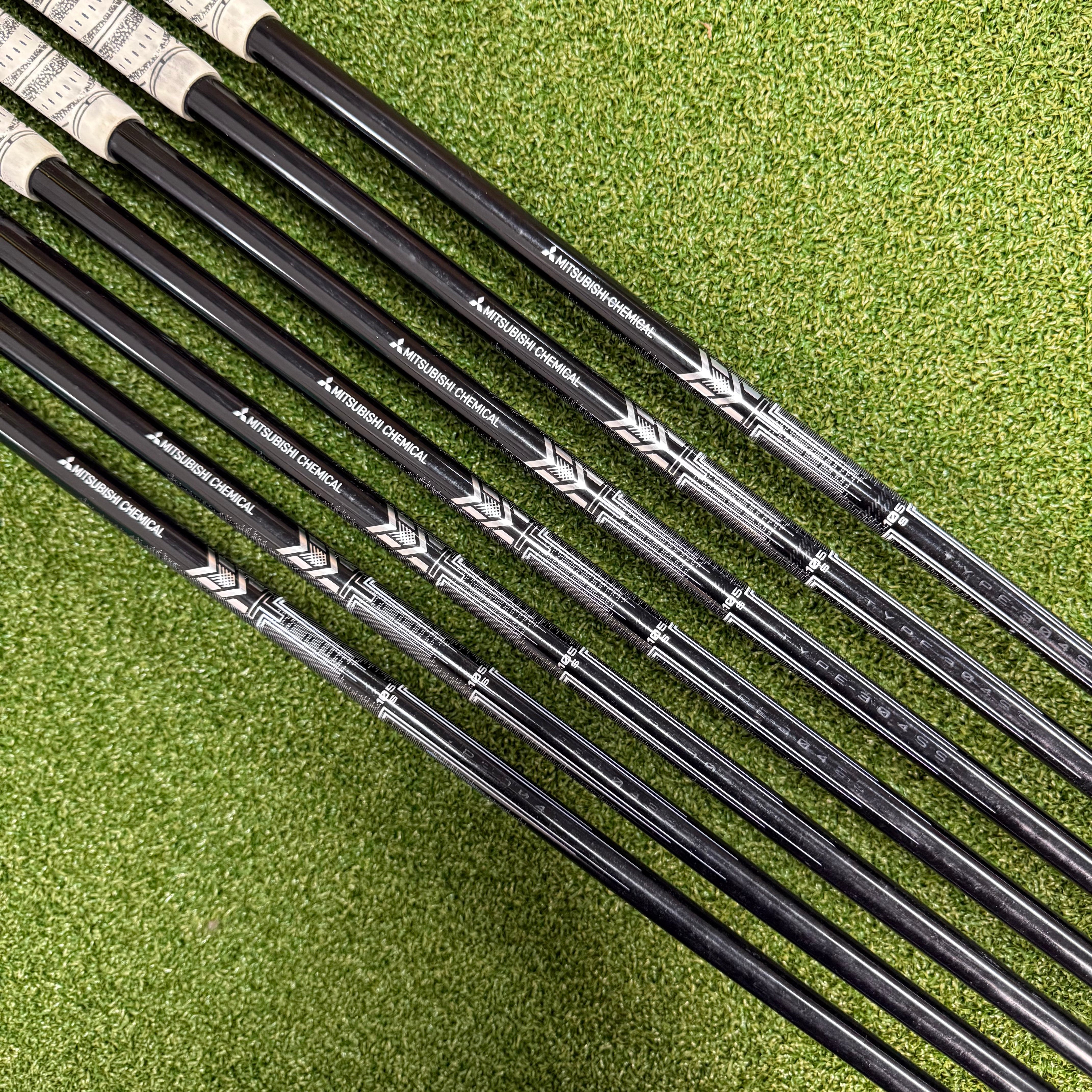 TaylorMade P770 2023 Irons - 4-PW - Mitsubishi MMT 105g Stiff - MCC White/Black