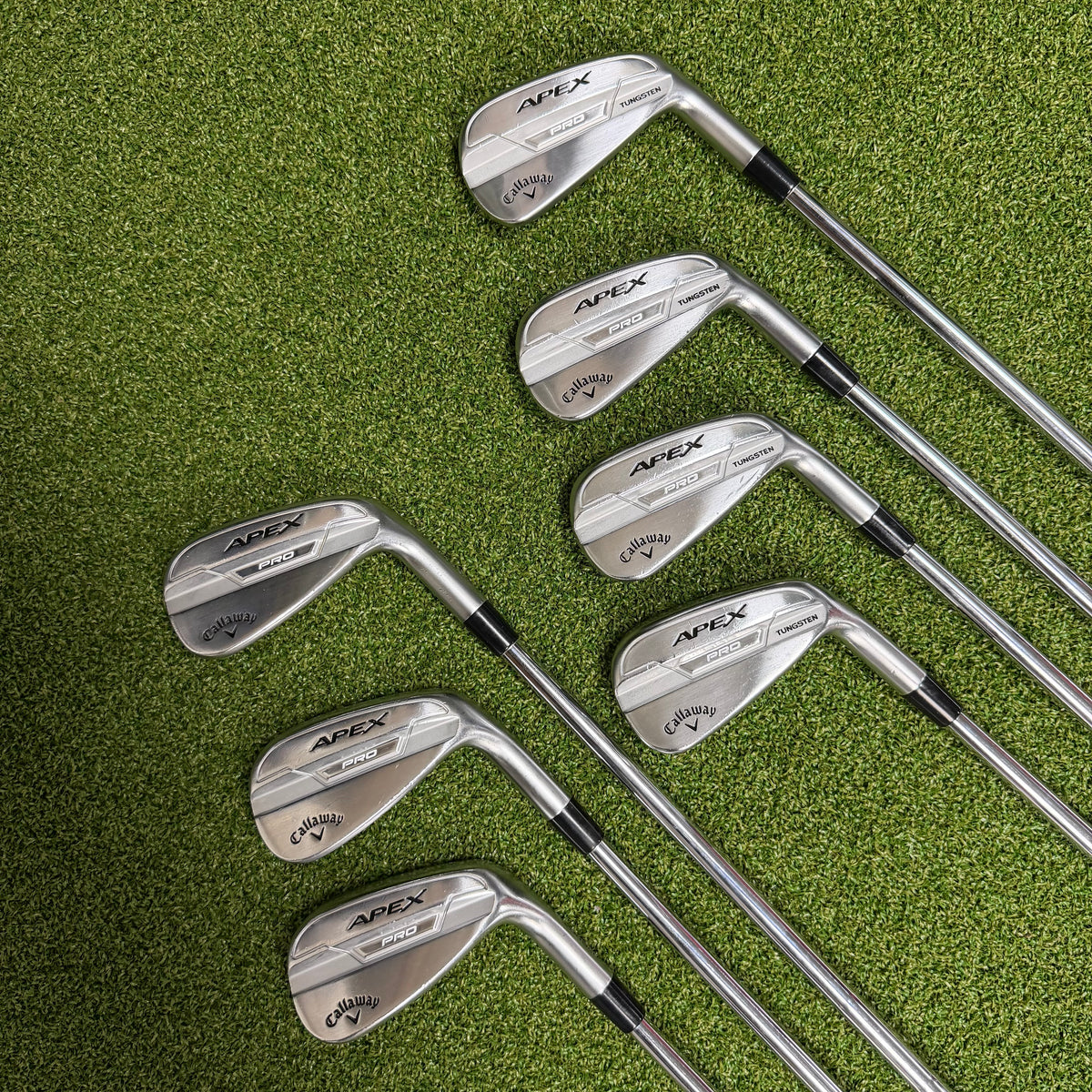 Callaway Apex Pro '21 Irons - 4-PW - Dynamic Gold S300 Stiff Shafts - Golf Pride MCC +4 Blue & Grey Grips