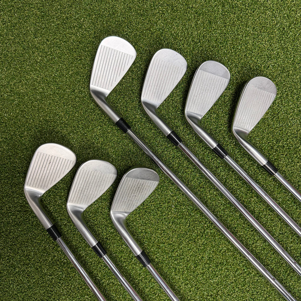 Callaway Apex Pro '21 Irons - 4-PW - Dynamic Gold S300 Stiff Shafts - Golf Pride MCC +4 Blue & Grey Grips