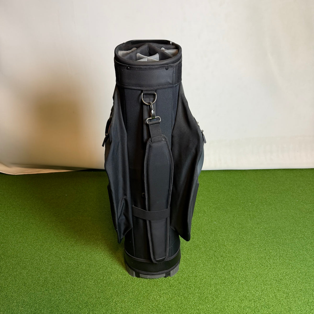 Motocaddy Pro Series Cart Bag - Charcoal & Red (Pre-Owned)