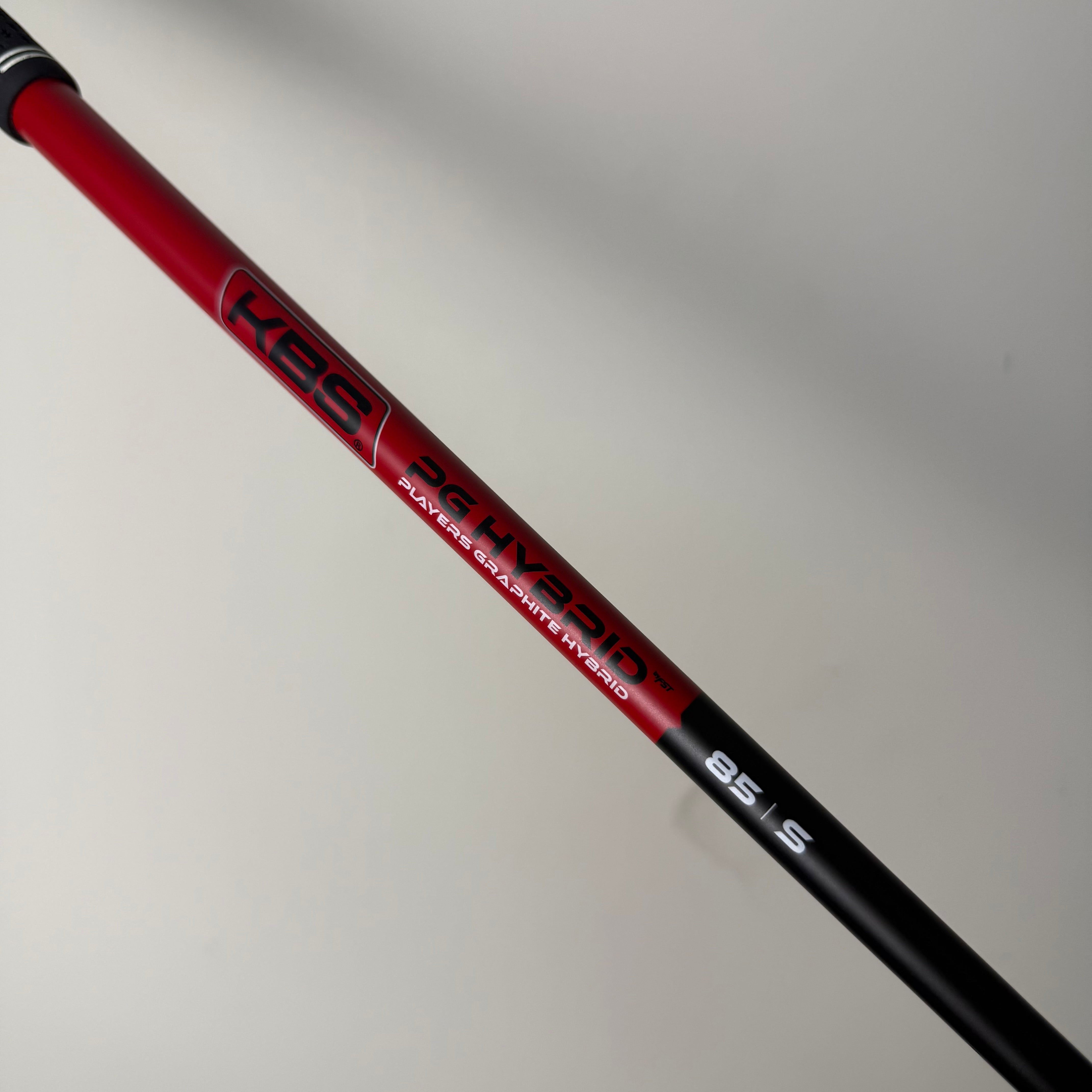 Cobra DS-ADAPT 4 Hybrid 21° - KBS PGi Hybrid 85g Stiff Shaft - Lamkin Crossline Grip