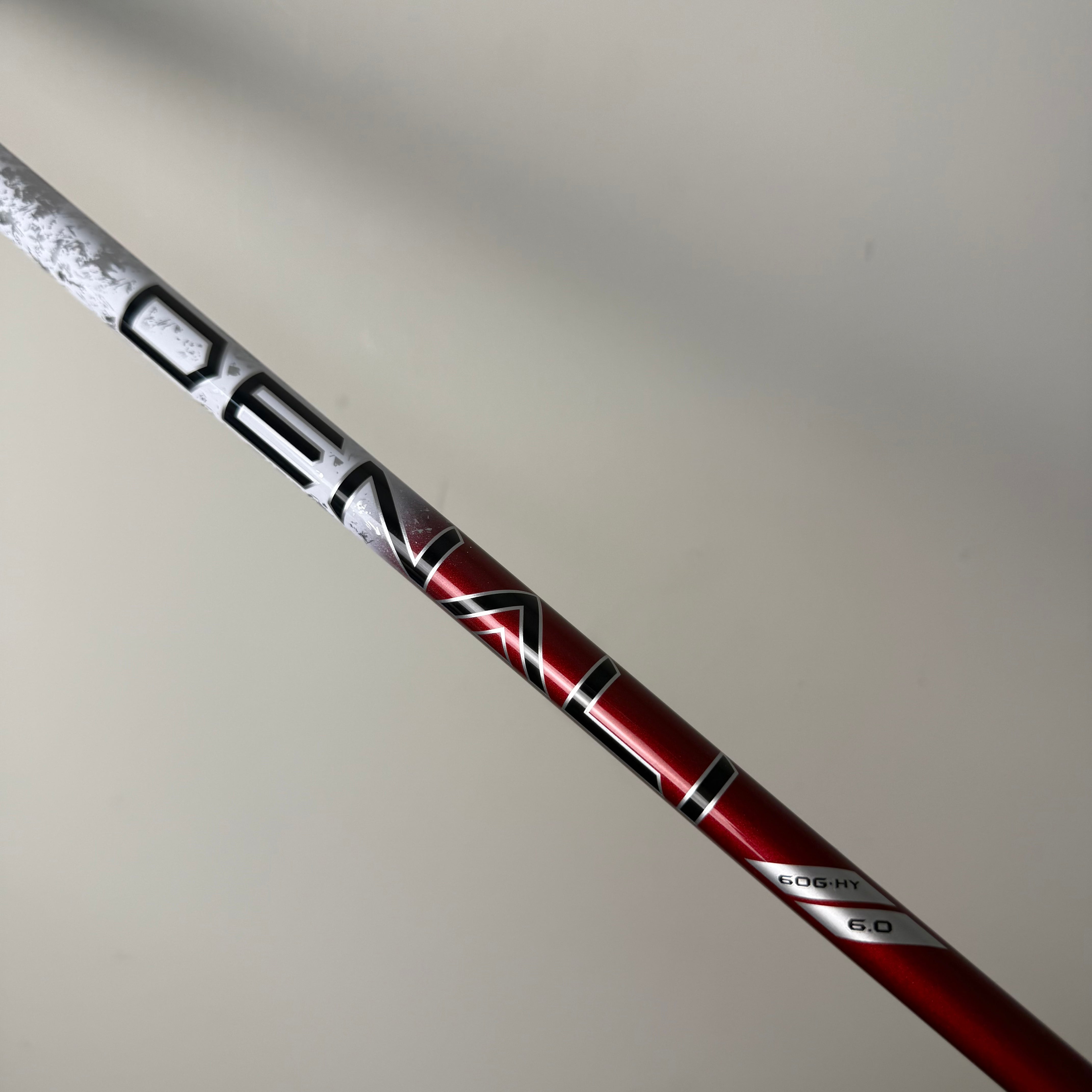 Titleist GT2 3 Hybrid 18° - Denali Red 60g Stiff (6.0) - Tour Velvet Midsize